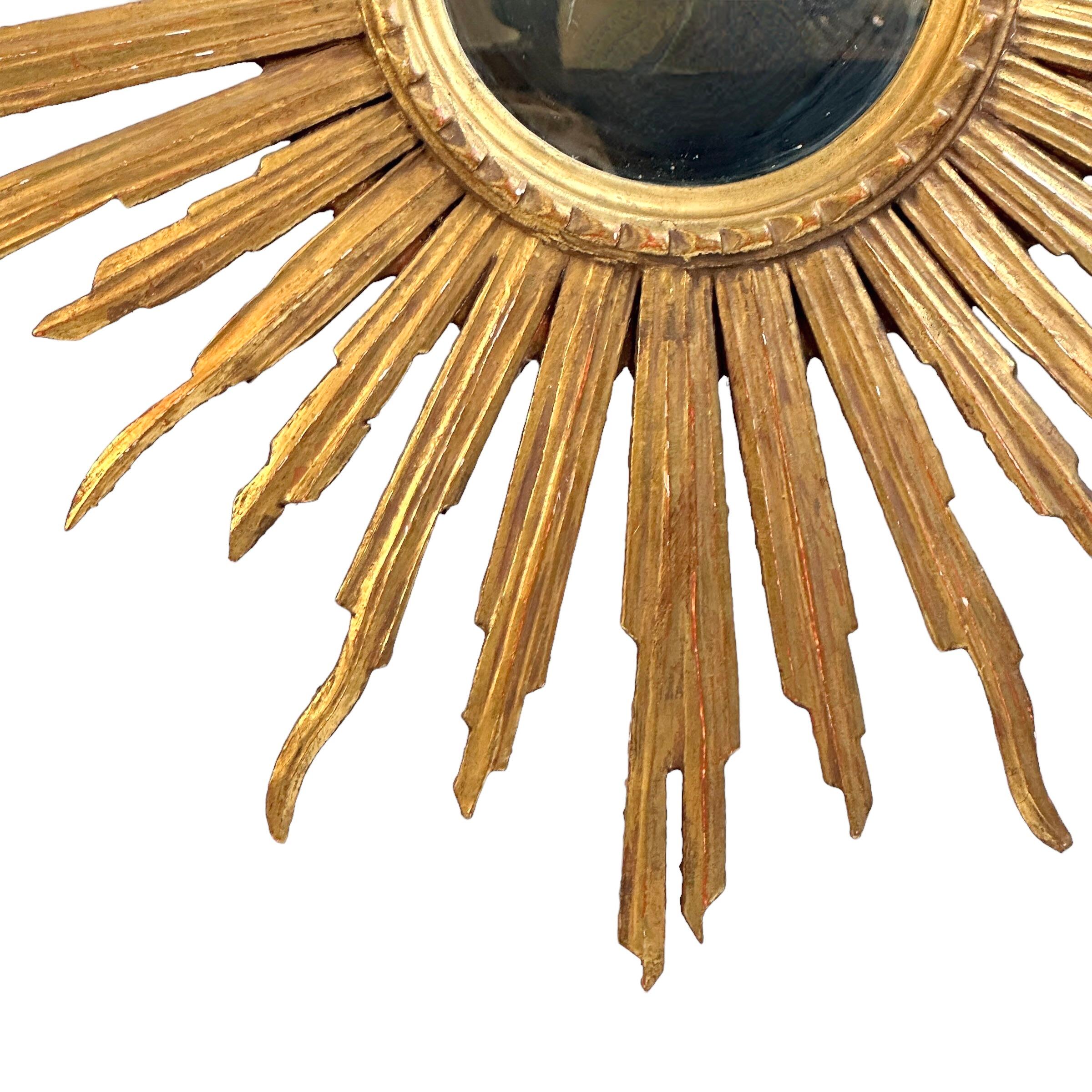 Stunning Large Sunburst Starburst Mirror Gilded Wood, Italy, circa 1950s For Sale 2