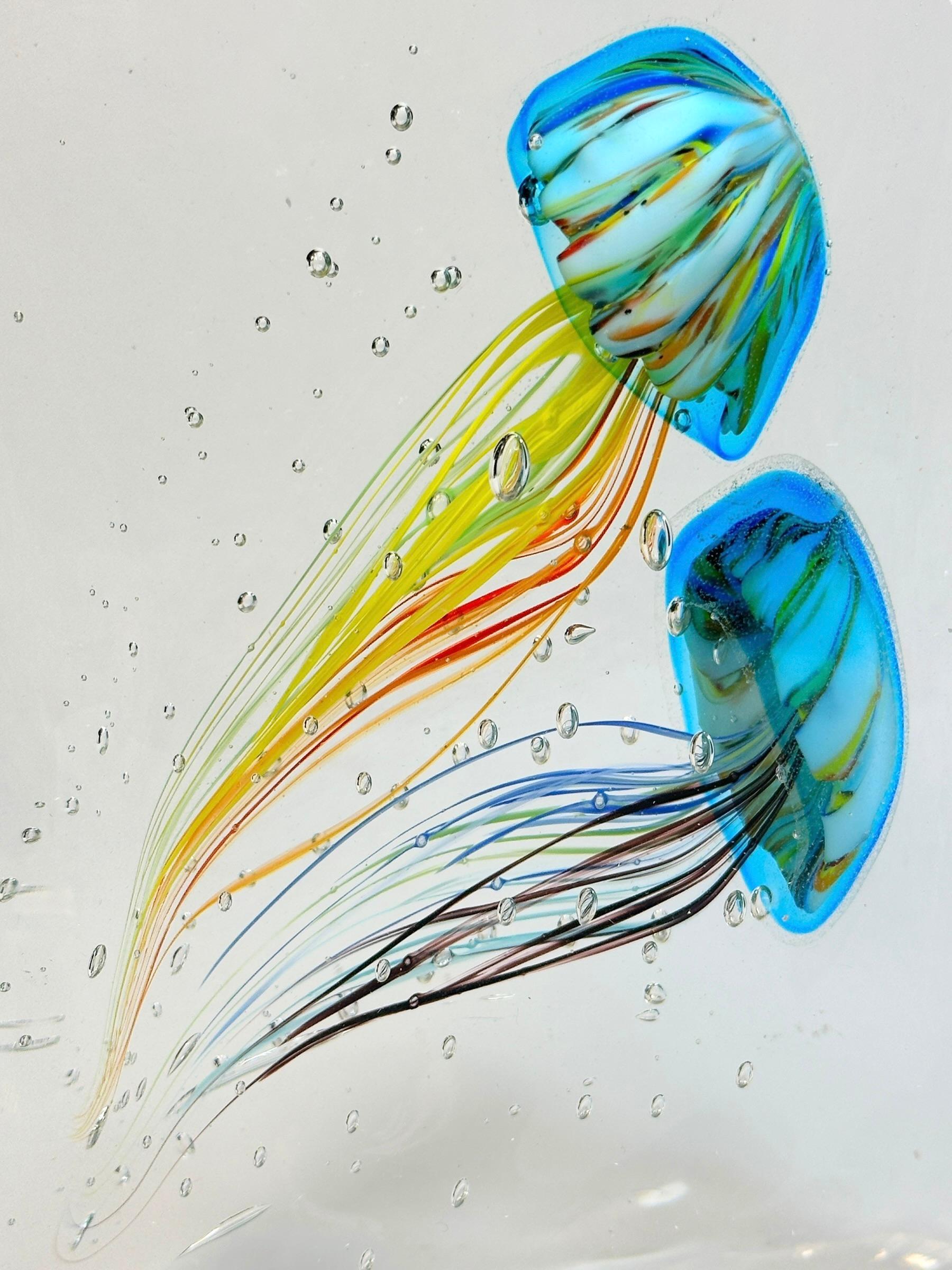 Atemberaubendes großes Aquarium aus italienischem Murano-Kunstglas mit zwei Jelly-Fischen, signiert 1