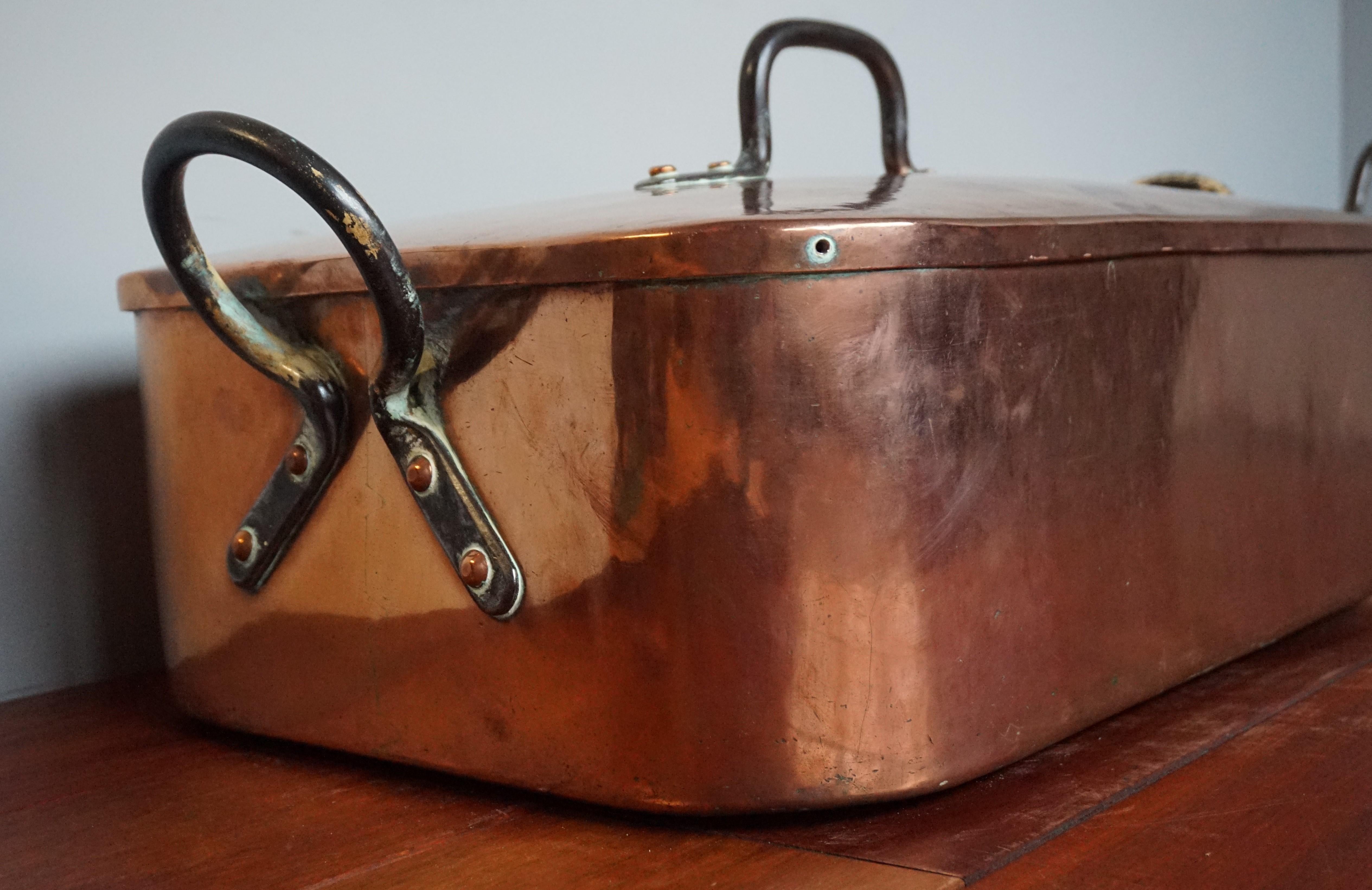 Stunning & Largest Ever Pair of Antique Copper Pans for Wild Roast in Late 1700s For Sale 1