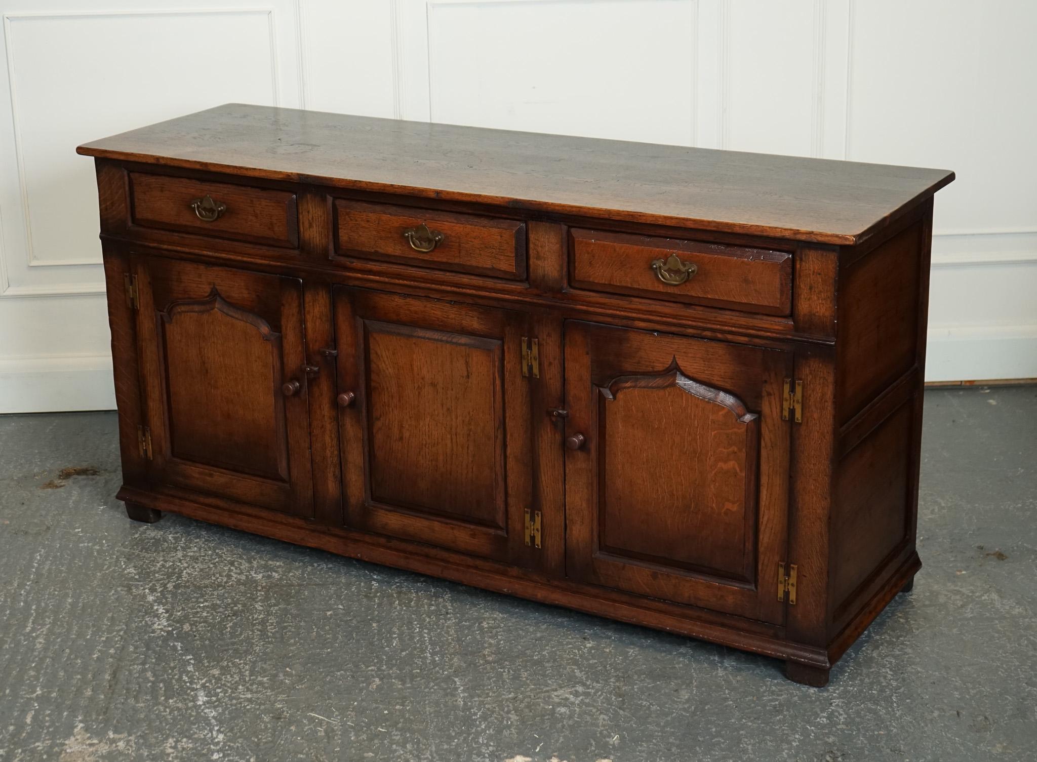British STUNNING LATE 20TH CENTRY TiTCHMARSH & GOODWIN SOLID OAK DRESSER SIDEBOARD J1