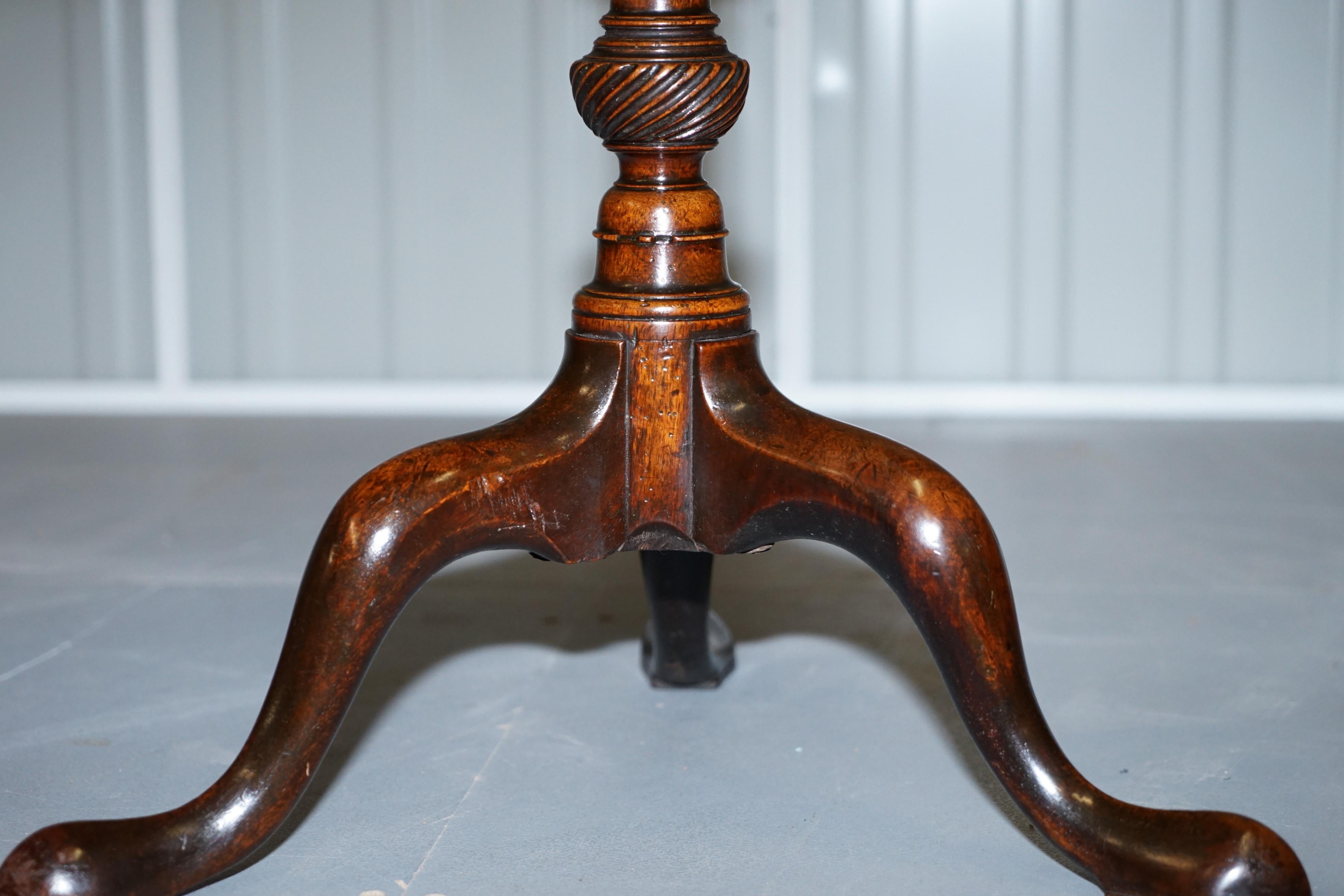 Hand-Crafted Stunning Late Georgian / Early Victorian Hardwood  Tripod Table 