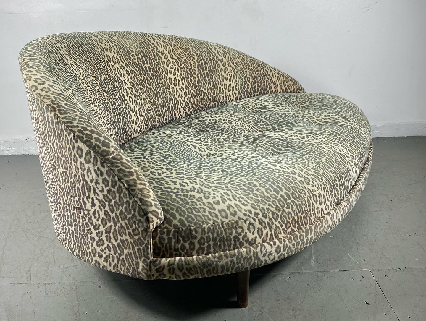 American Stunning Leopard Oval Chaise Lounge by Adrian Pearsall / Craft Associates