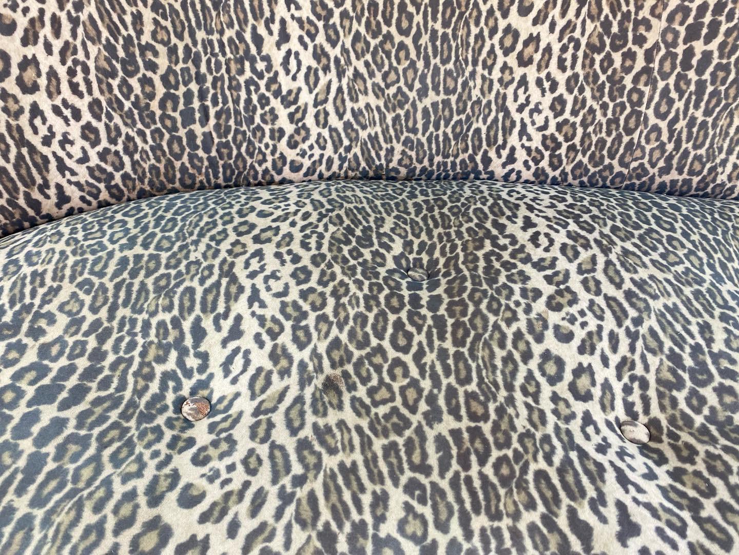 Stunning Leopard Oval Chaise Lounge by Adrian Pearsall / Craft Associates In Good Condition In Buffalo, NY