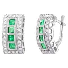 Atemberaubende Smaragd-Diamant-Ohrringe aus weißem 14K Gold mit Klappbrisur für sie