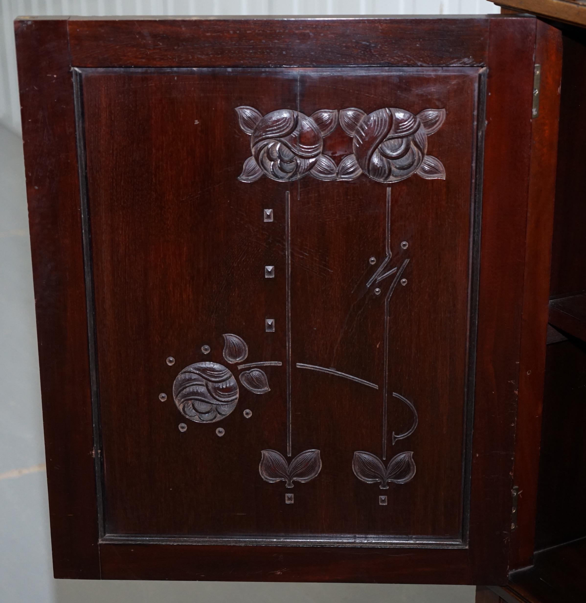 Stunning Liberty's of London Arts & Crafts Carved Bookcase Cabinet Dresser 7