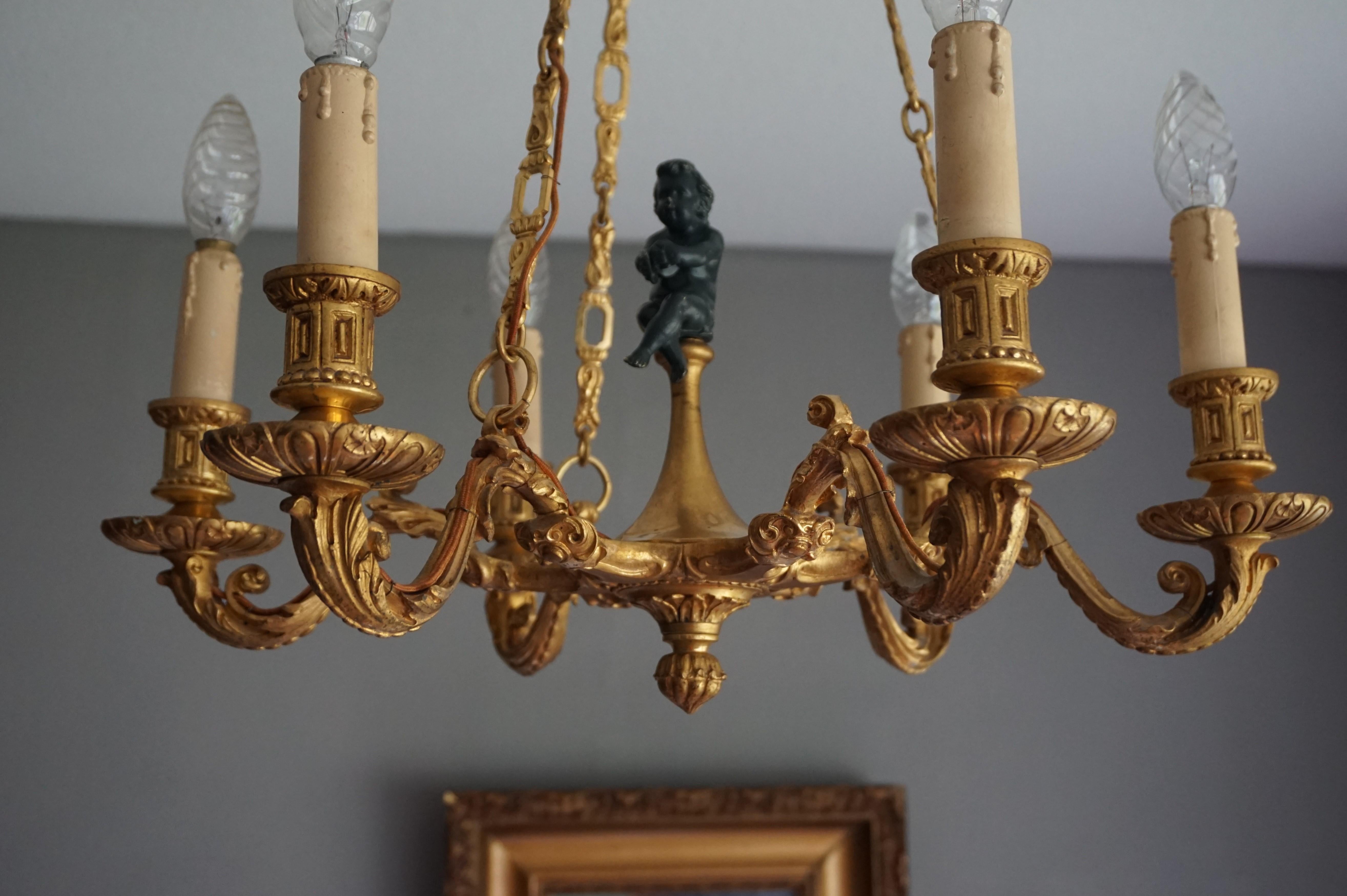 Stunning Little Gilt Bronze Chandelier with Scrolling Leafs and Putto Sculpture For Sale 5