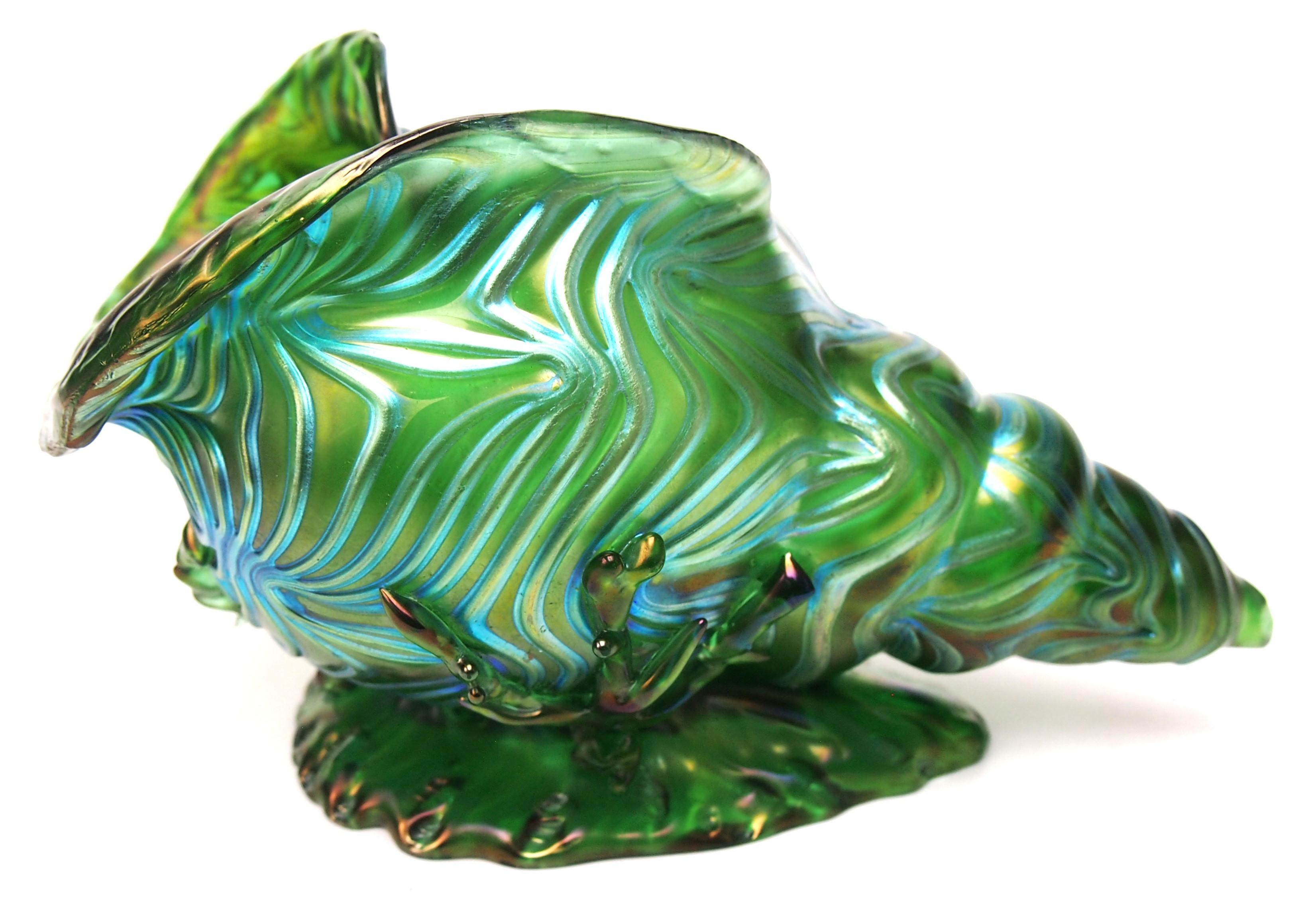 Czech Stunning Loetz Crete Formosa Glass Seashell Vase in green and blue1902 For Sale