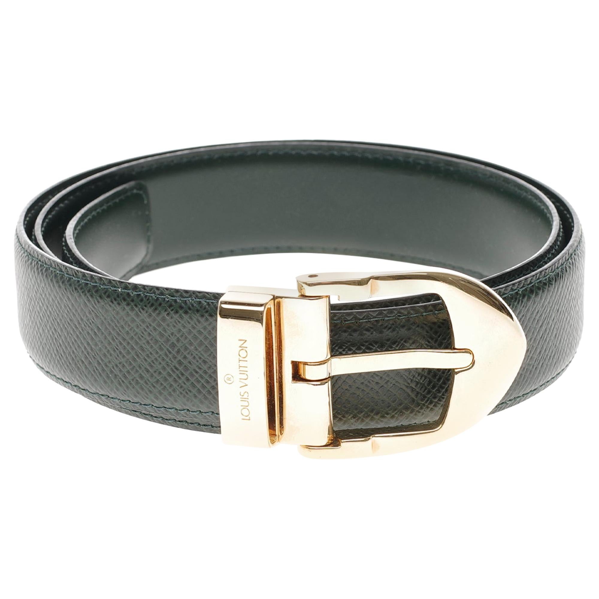Stunning Louis Vuitton belt in green Taïga leather and golden buckle