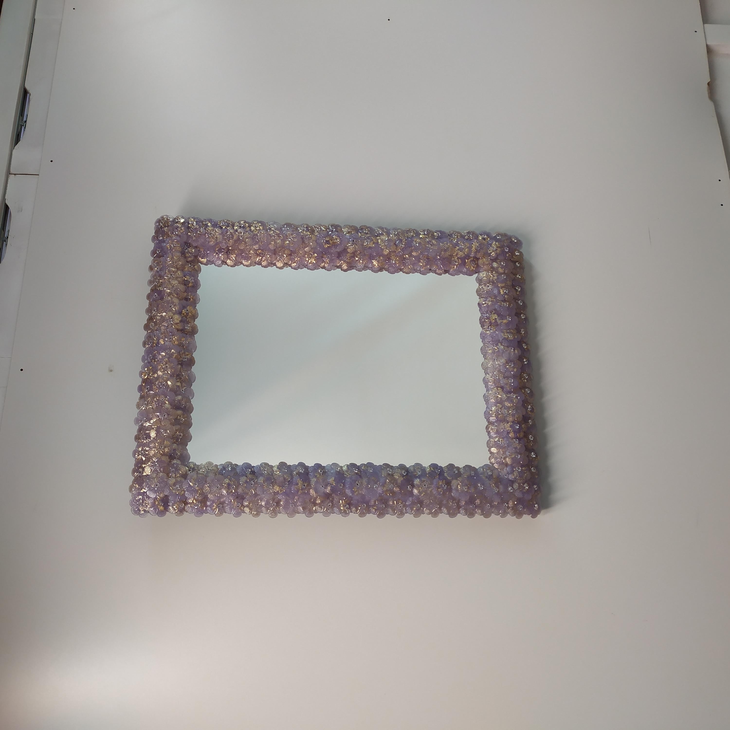 Stunning Luxurious Pink Mirror in Murano Glass with roses For Sale 1
