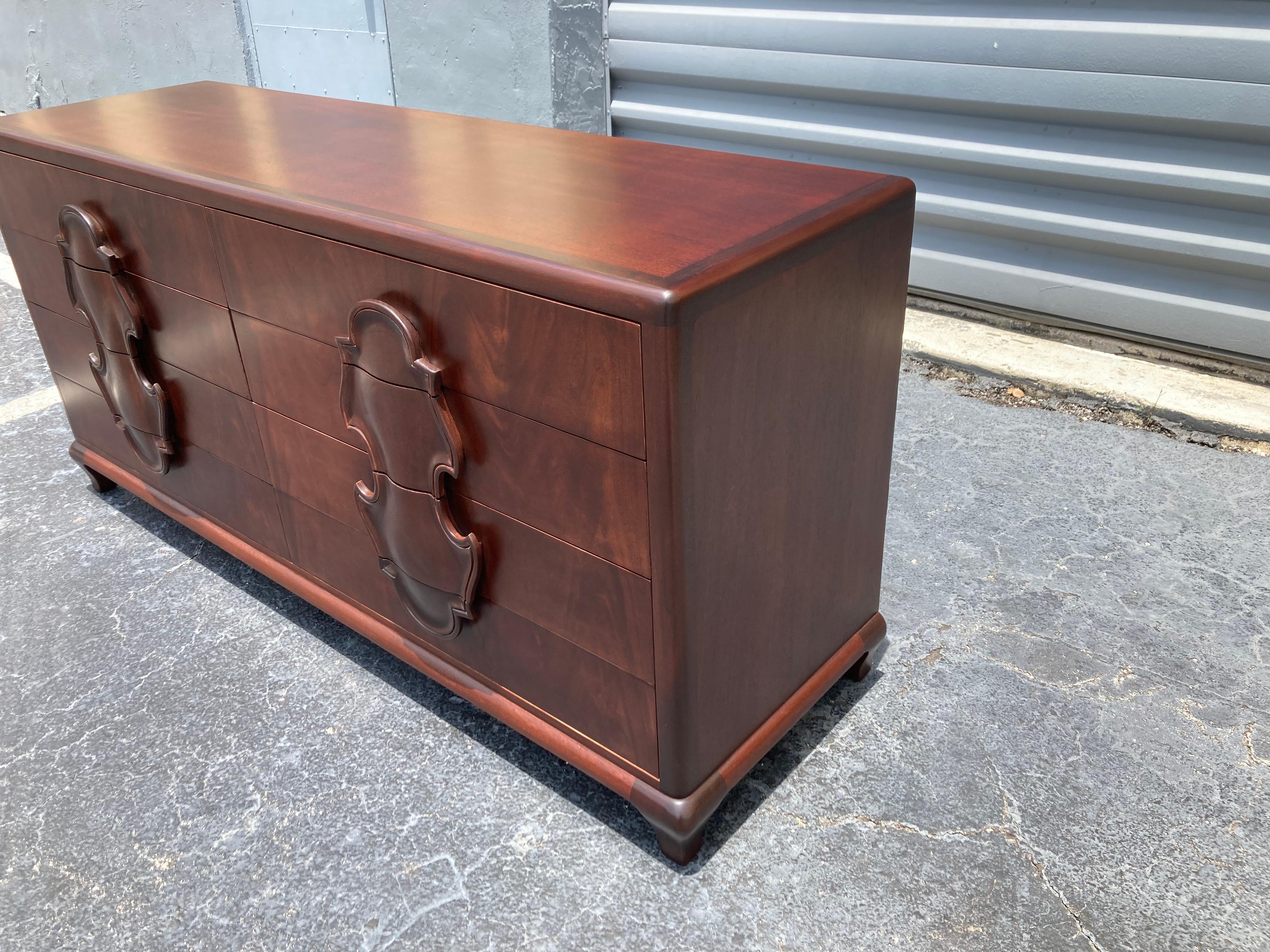 Stunning Mahogany Dresser by Johnson Furniture, 1950’s, USA For Sale 14