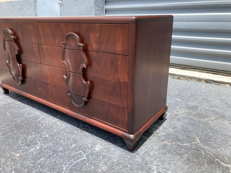 Stunning Mahogany Dresser by Johnson Furniture, 1950’s, USA For Sale 3