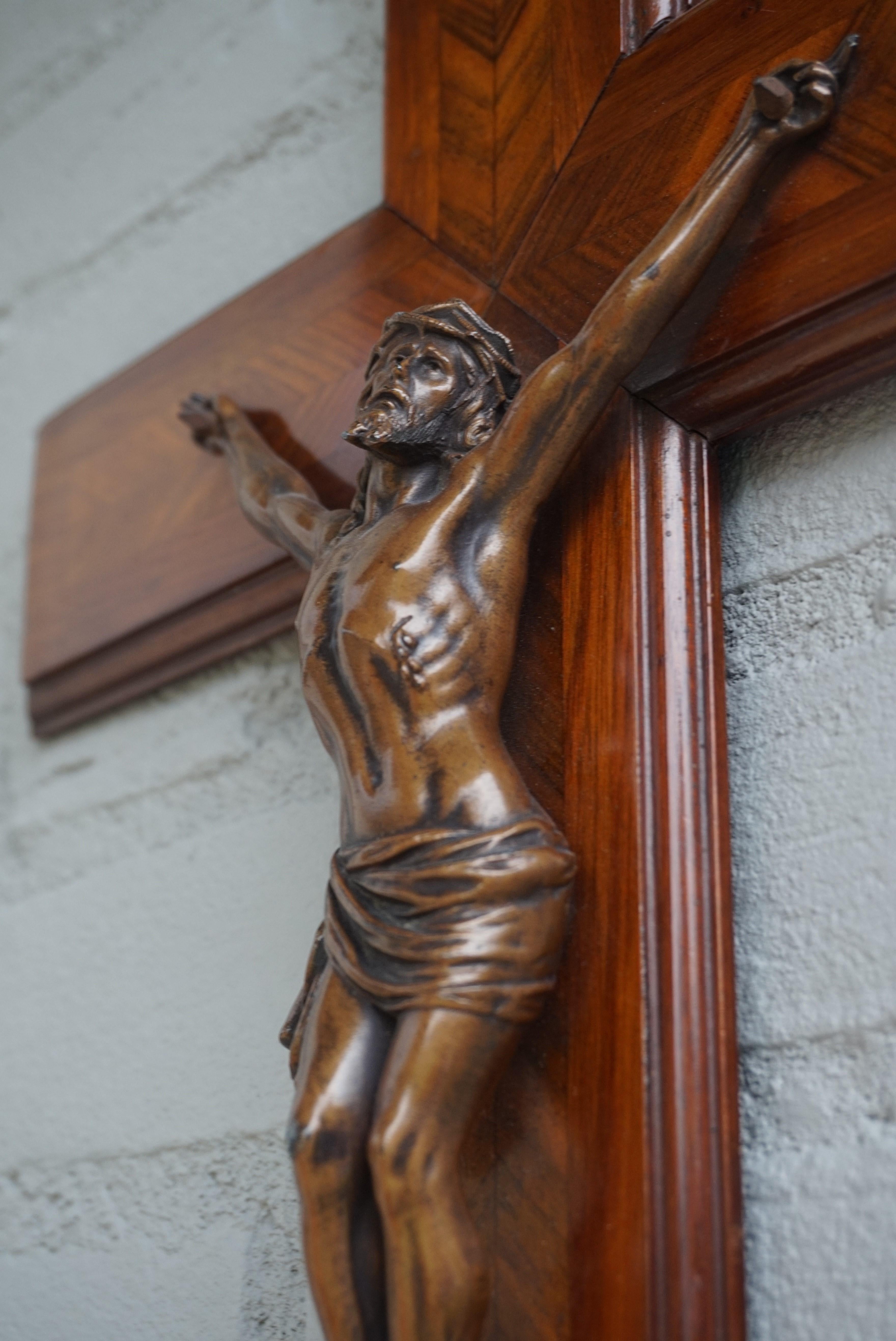 Stunning Mahogany & Kingwood Inlaid Crucifix with a Bronzed Corpus of Christ In Good Condition In Lisse, NL