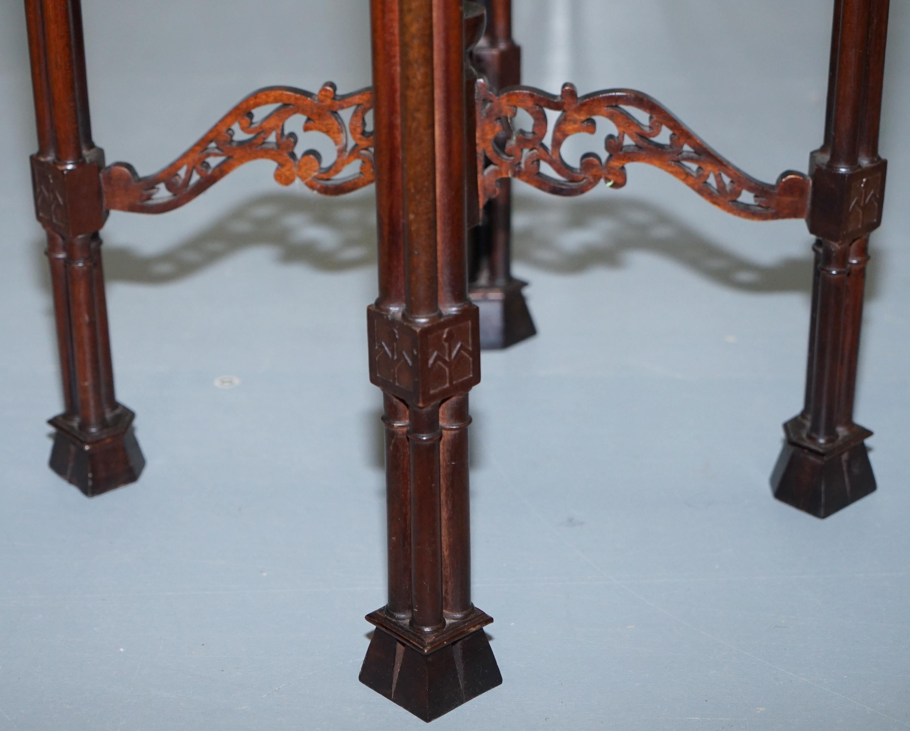 Stunning Mahogany Thomas Chippendale Chinese Style Carved Wood Jardiniere Stand 4