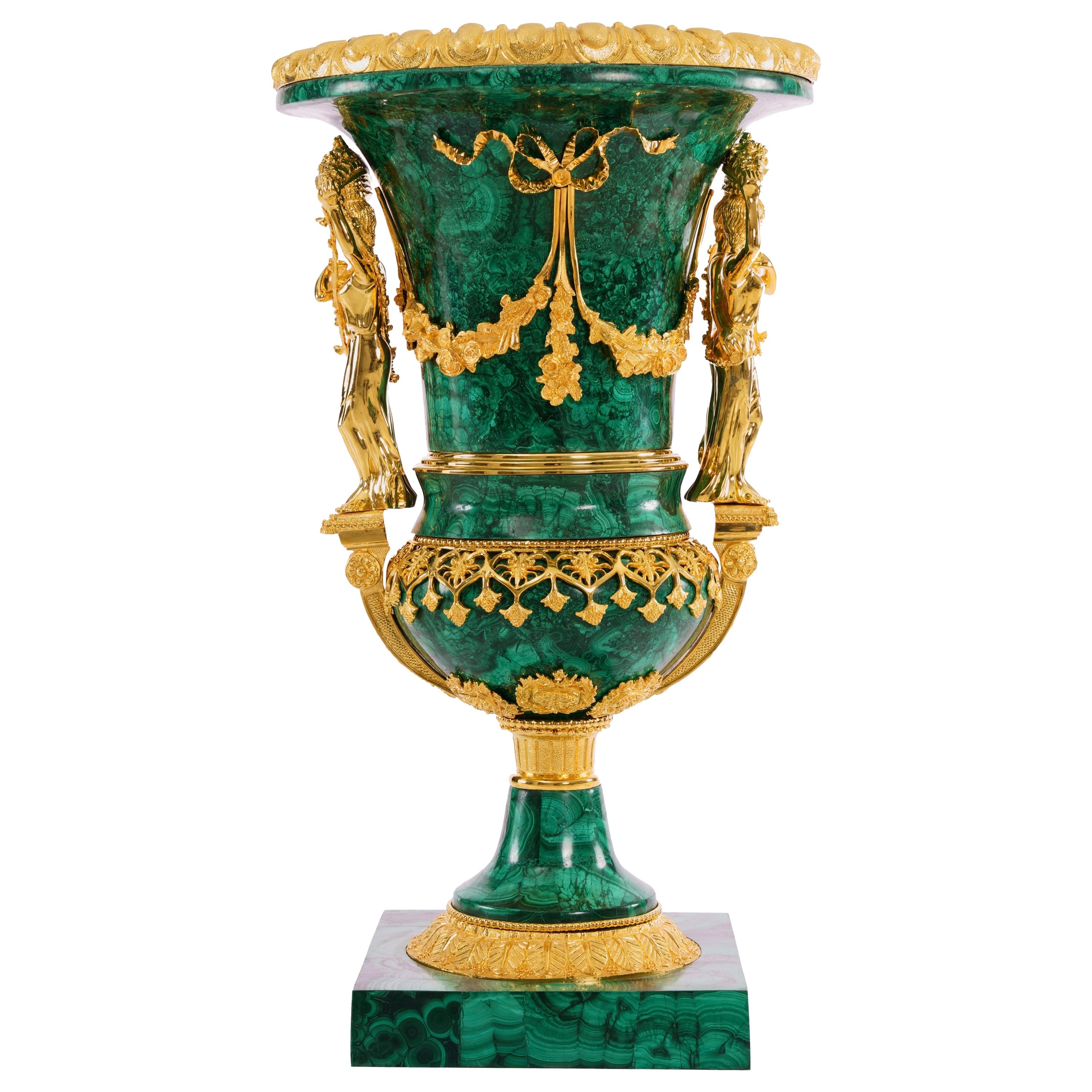 Superbe vase en malachite et laiton en vente