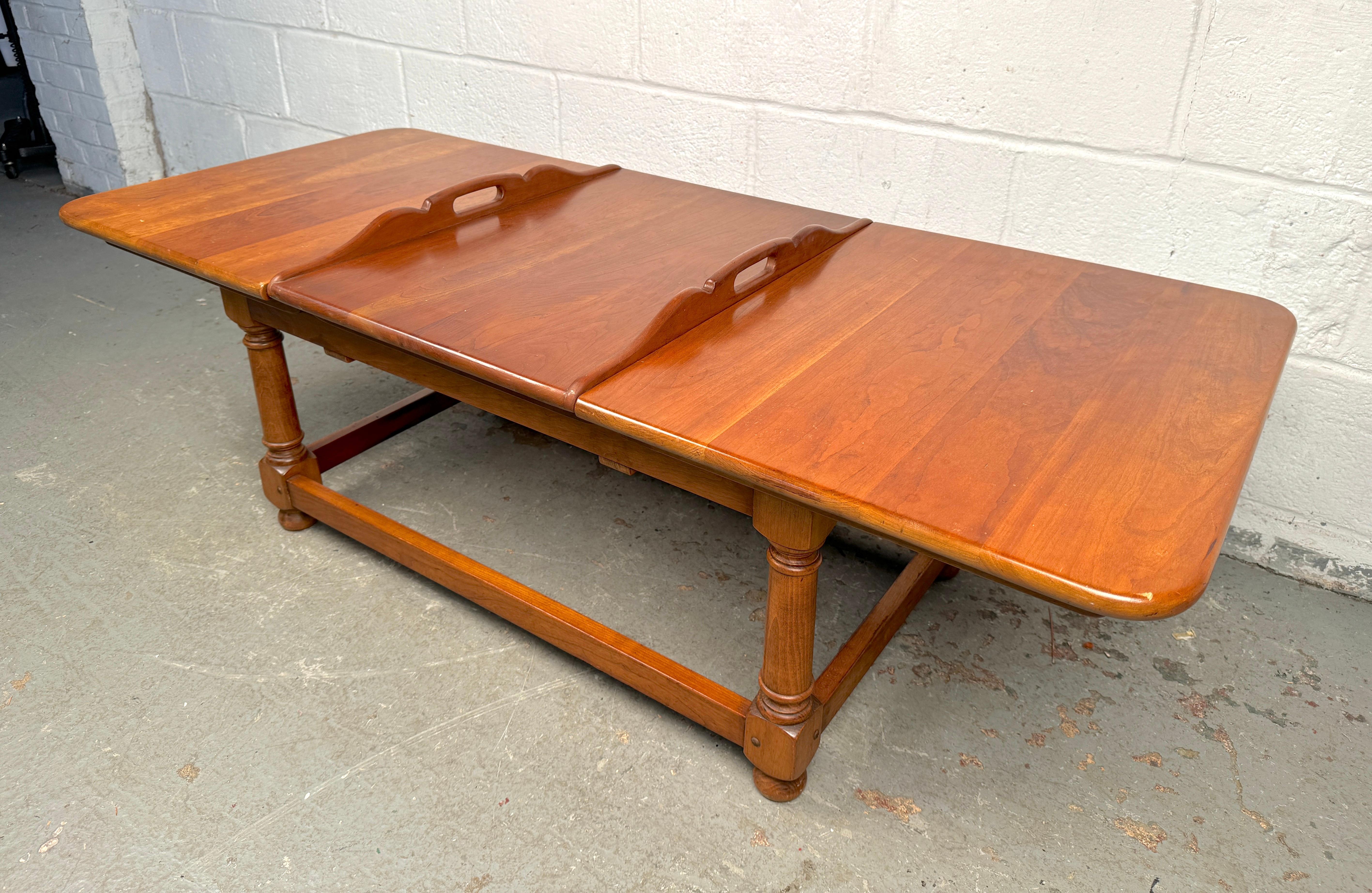 Stunning Maple Draw Leaf Coffee Table By Stickley For Sale 9