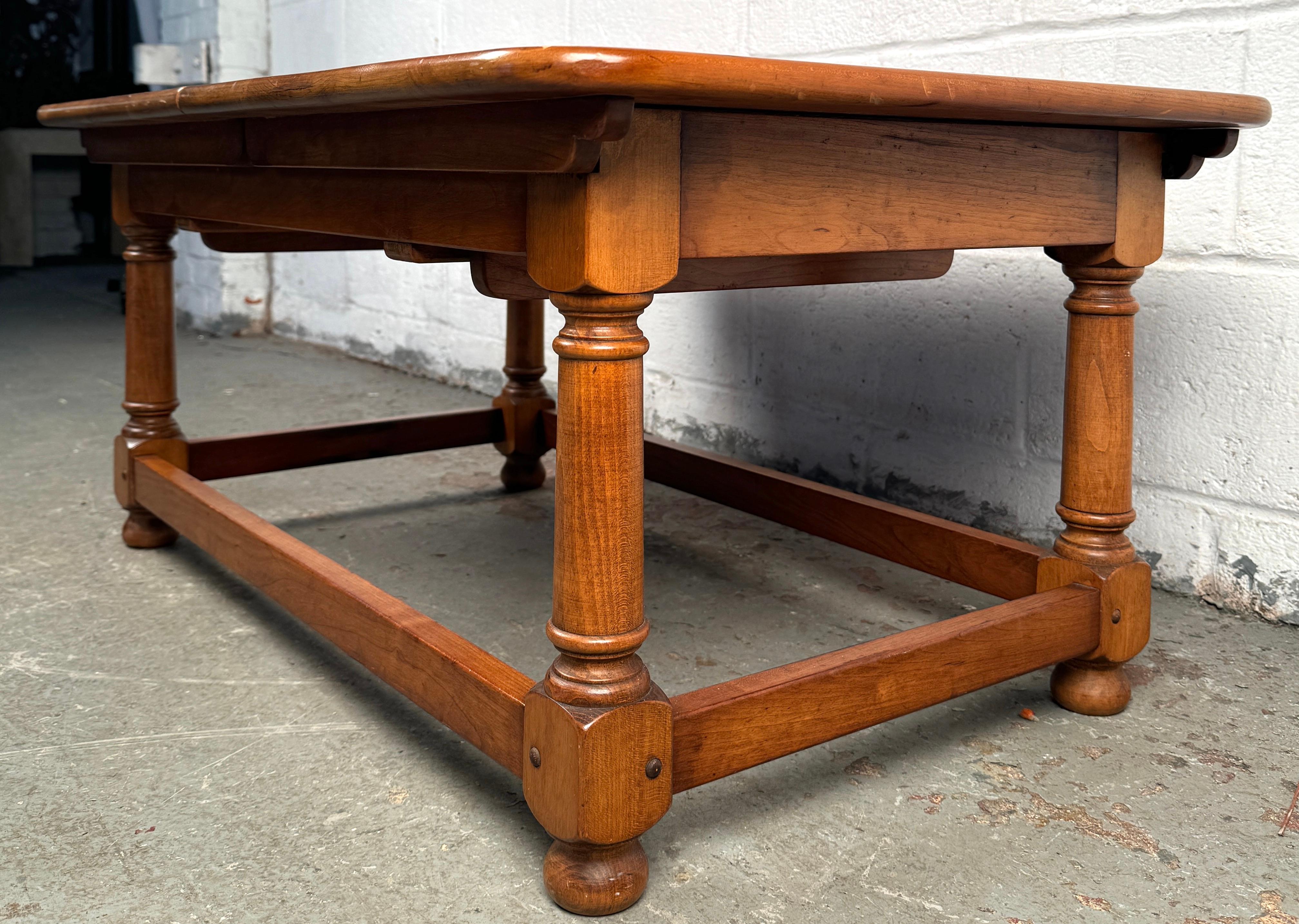 Mid-Century Modern Stunning Maple Draw Leaf Coffee Table By Stickley For Sale