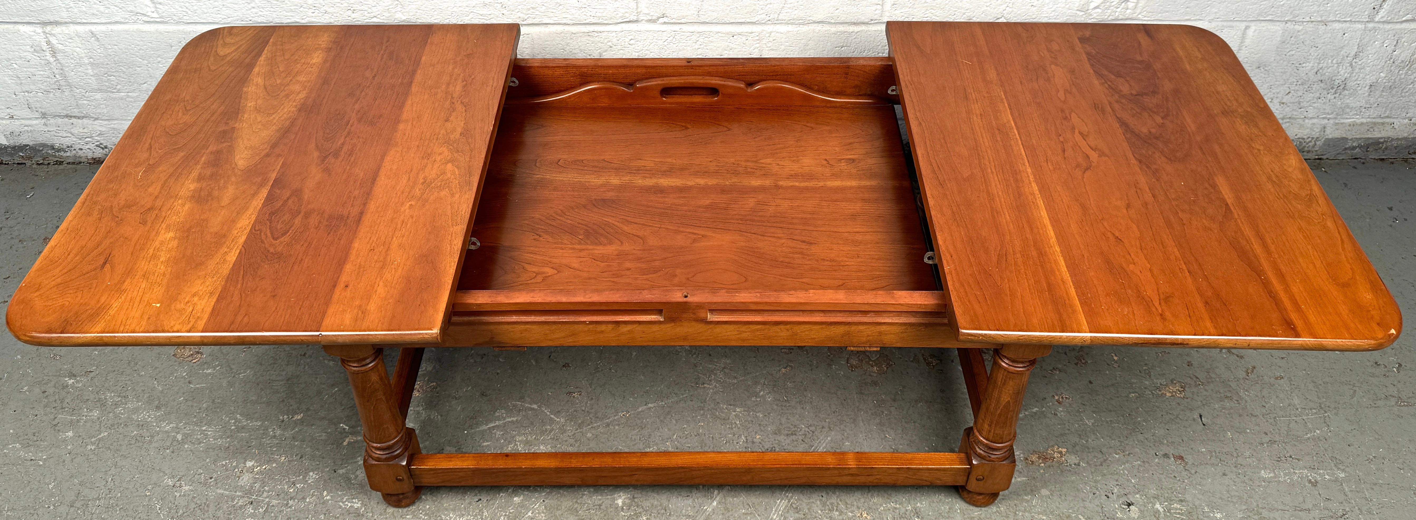 Stunning Maple Draw Leaf Coffee Table By Stickley For Sale 2