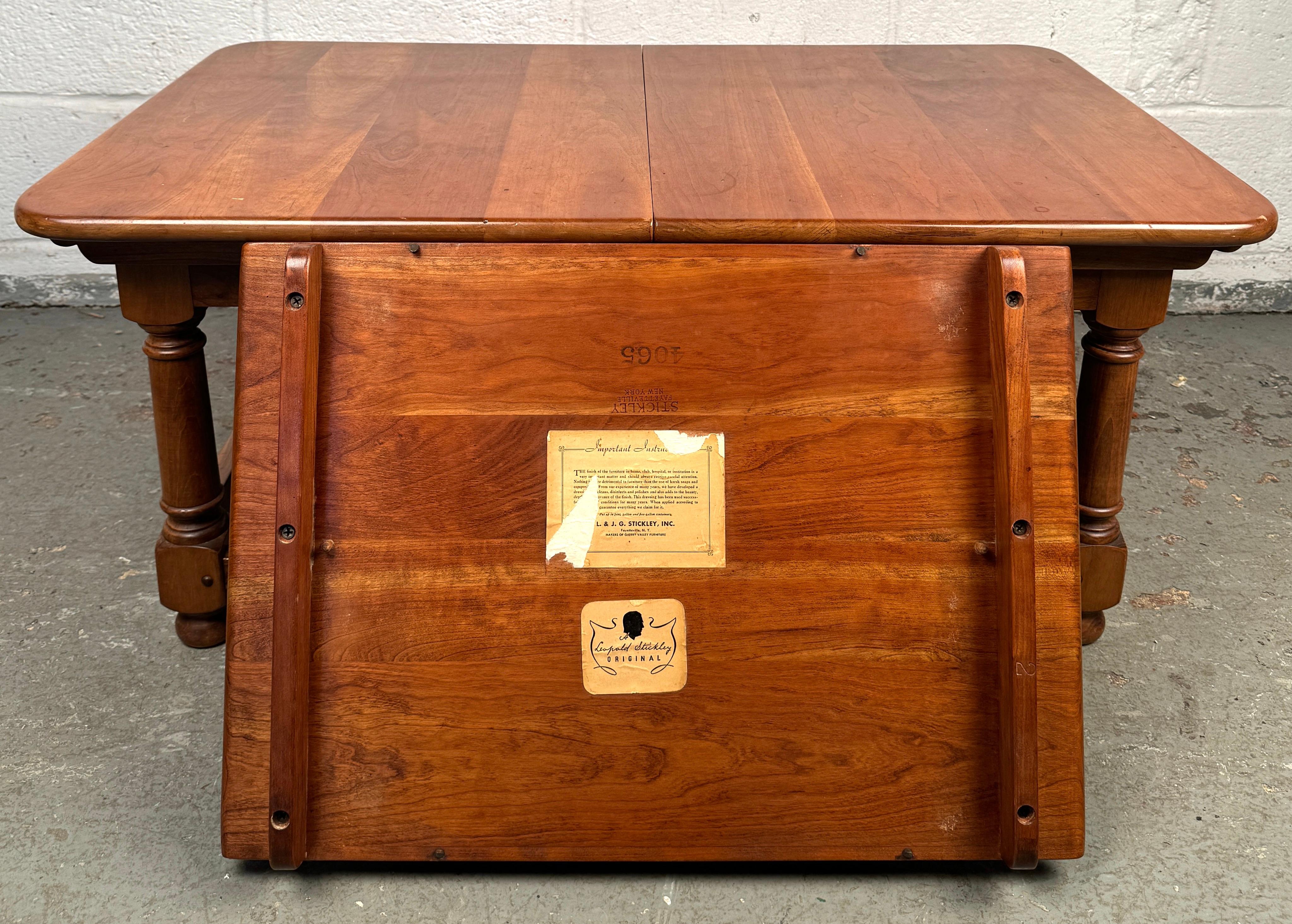 Stunning Maple Draw Leaf Coffee Table By Stickley For Sale 4