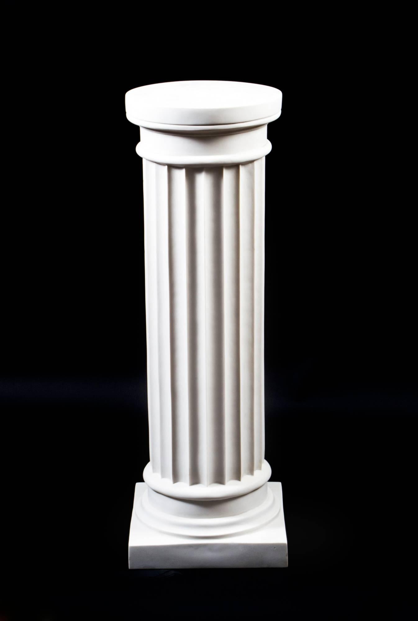 Stunning Marble Bust of Lucius Junius Brutus on Pedestal 3