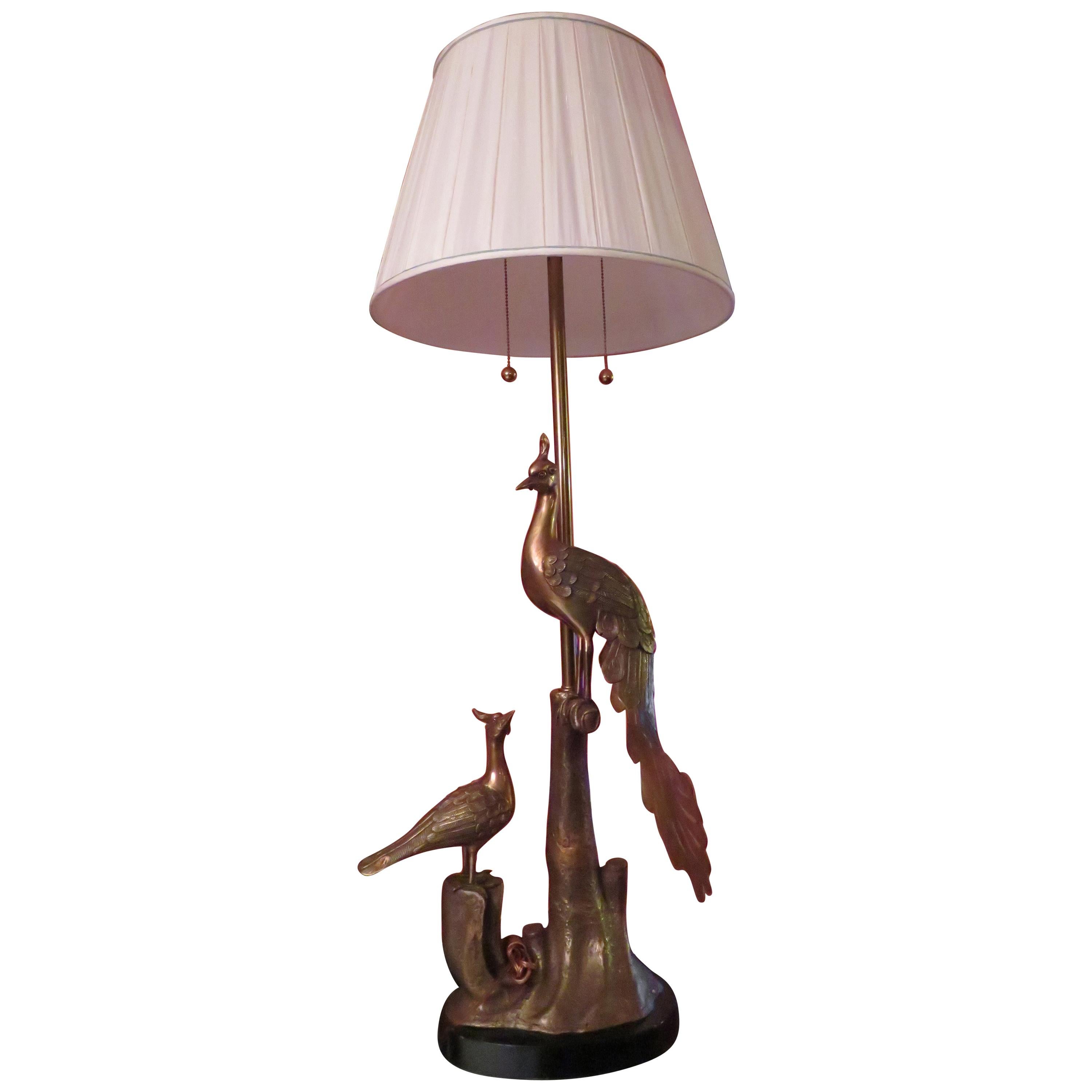 Superbe lampe de bureau en forme de paon en laiton Marbro, mi-siècle moderne en vente
