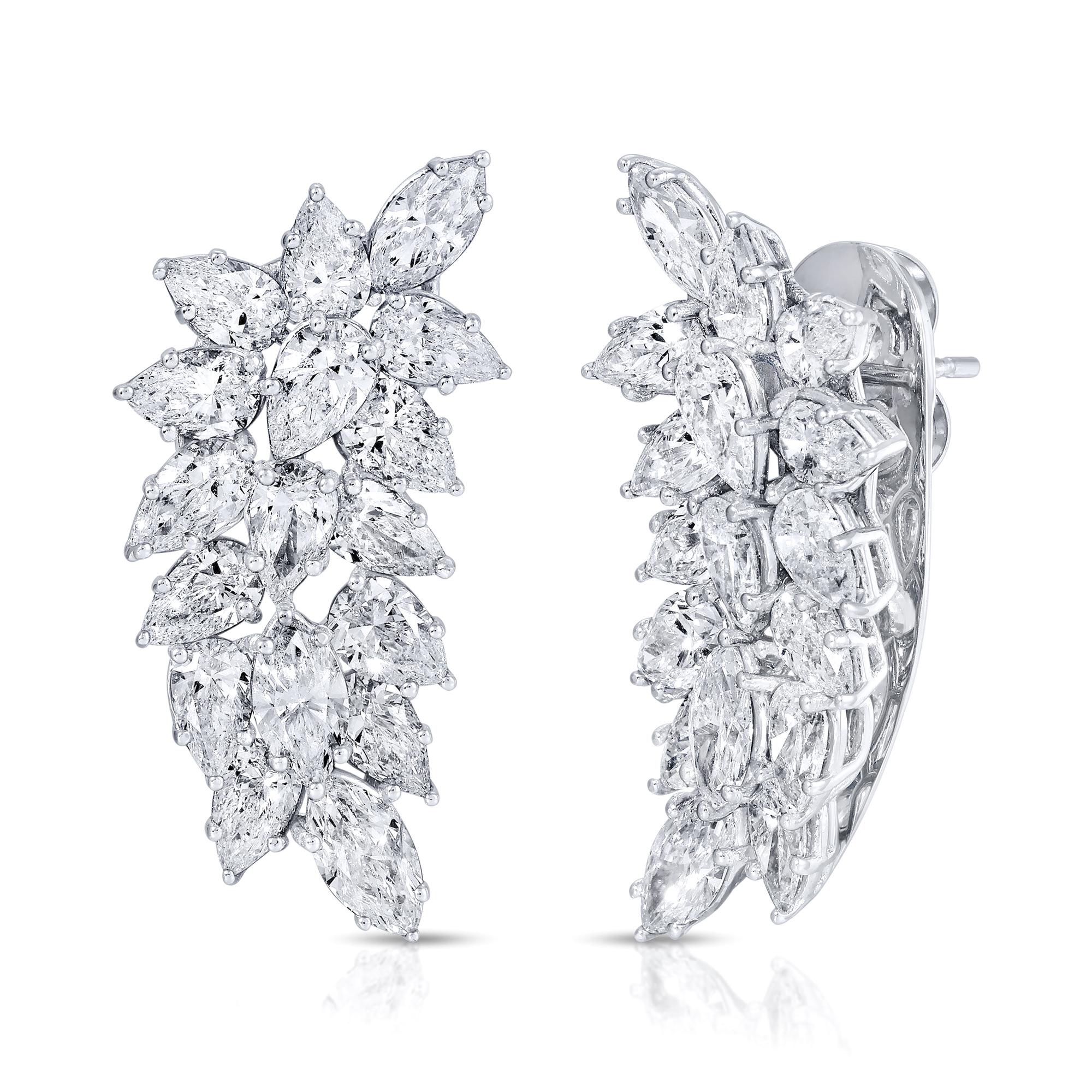 It comes with the Gemological Appraisal by GIA GG/AJP
All Gemstones are Natural
28 Pear Cut Diamonds = 7.06 Carats
6 Marquise Cut Diamonds = 1.95 Carats
Metal: 18K White Gold