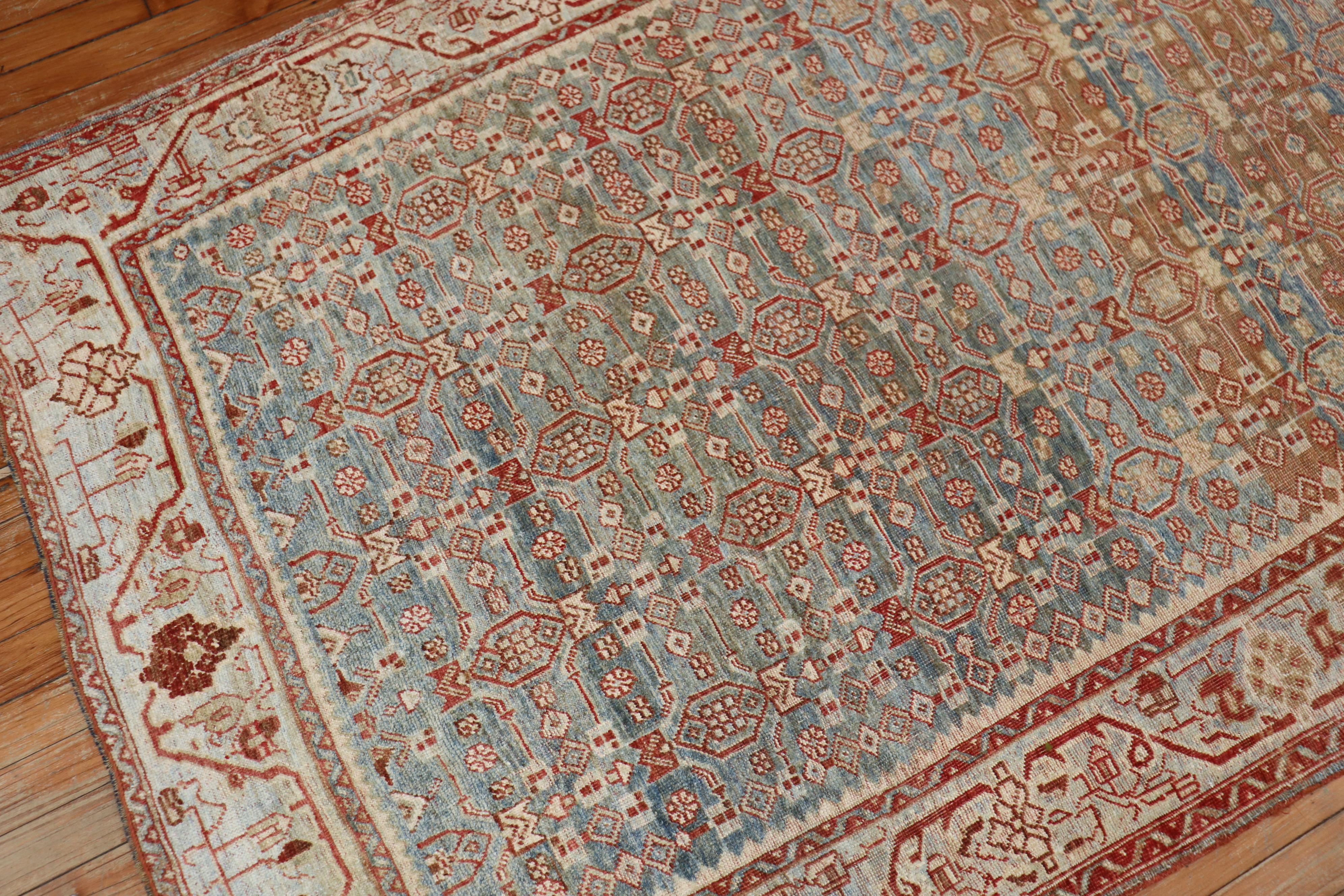 Stunning Masculine Accent Size Persian Bidjar Rug, 20th Century In Good Condition In New York, NY