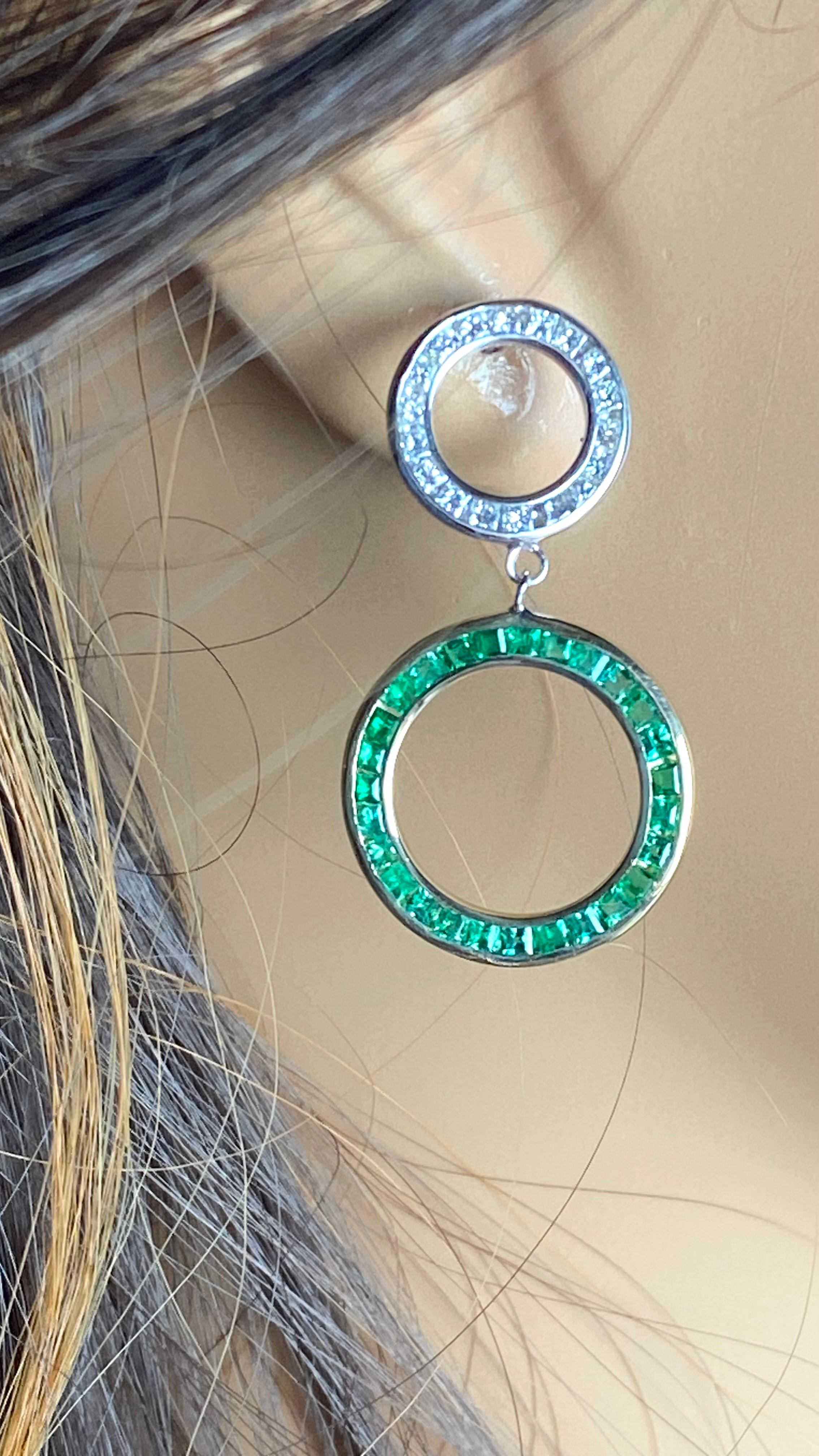 Square Cut Stunning Masterpiece Emerald Diamond Interlocking Circles Yellow Gold Earring For Sale