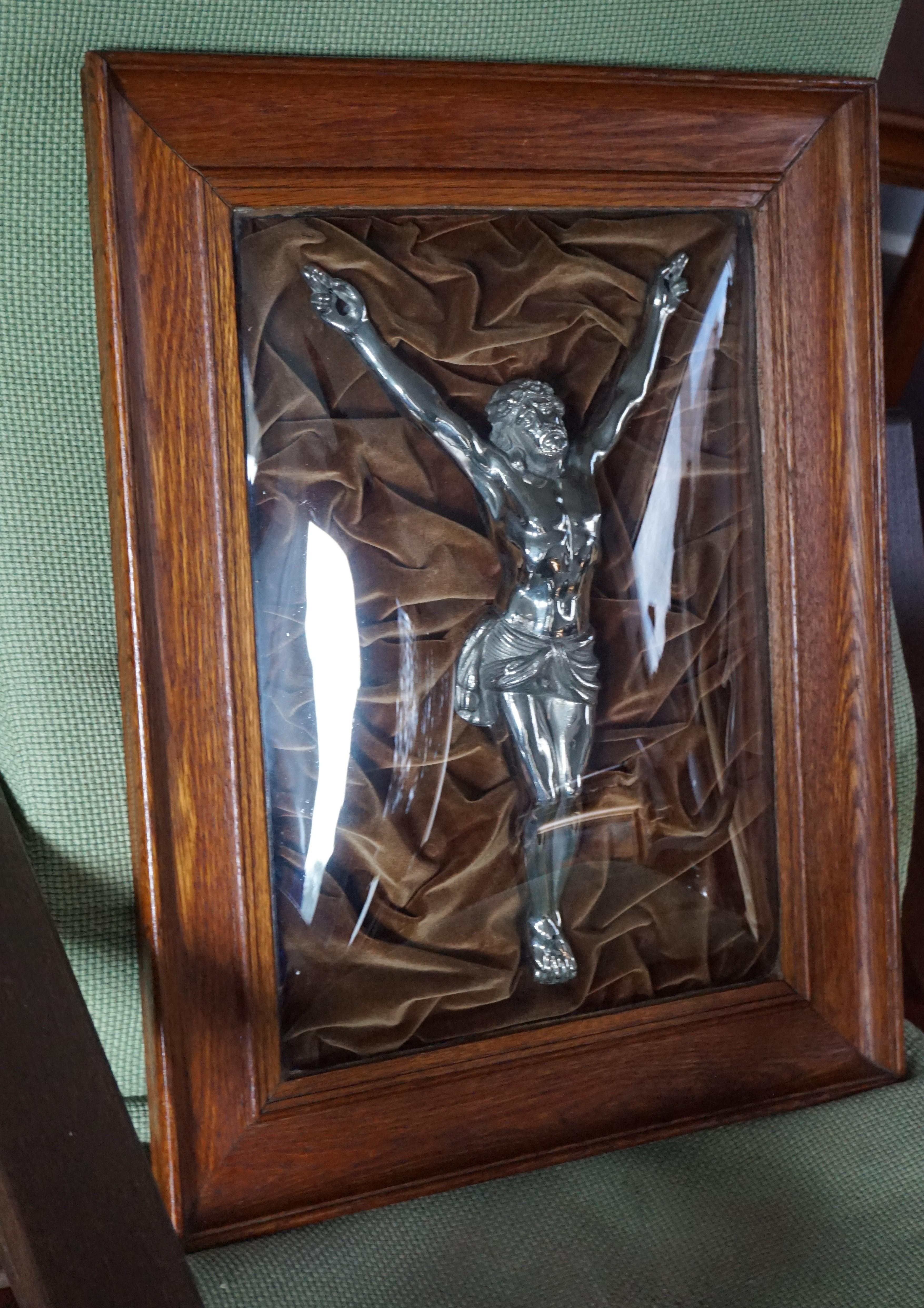 Atemberaubende Quecksilber Farbe antiken Metall Corpus von Christus hinter einer Glaskuppel im Angebot 4