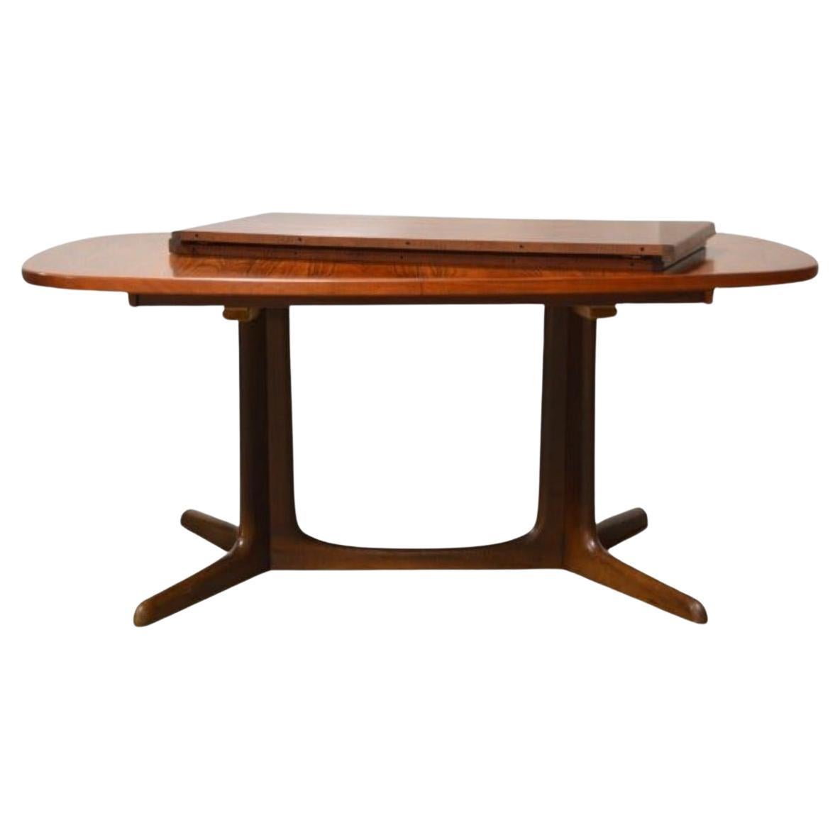 Mid-Century Modern Stunning Mid century danish modern Rosewood dining table 2 leaves pedestal base