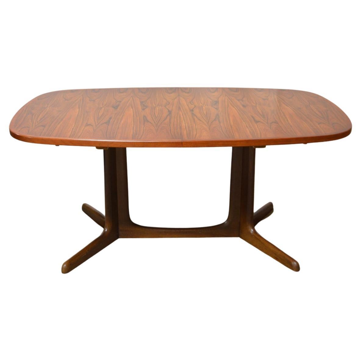 Stunning Mid century danish modern Rosewood dining table 2 leaves pedestal base