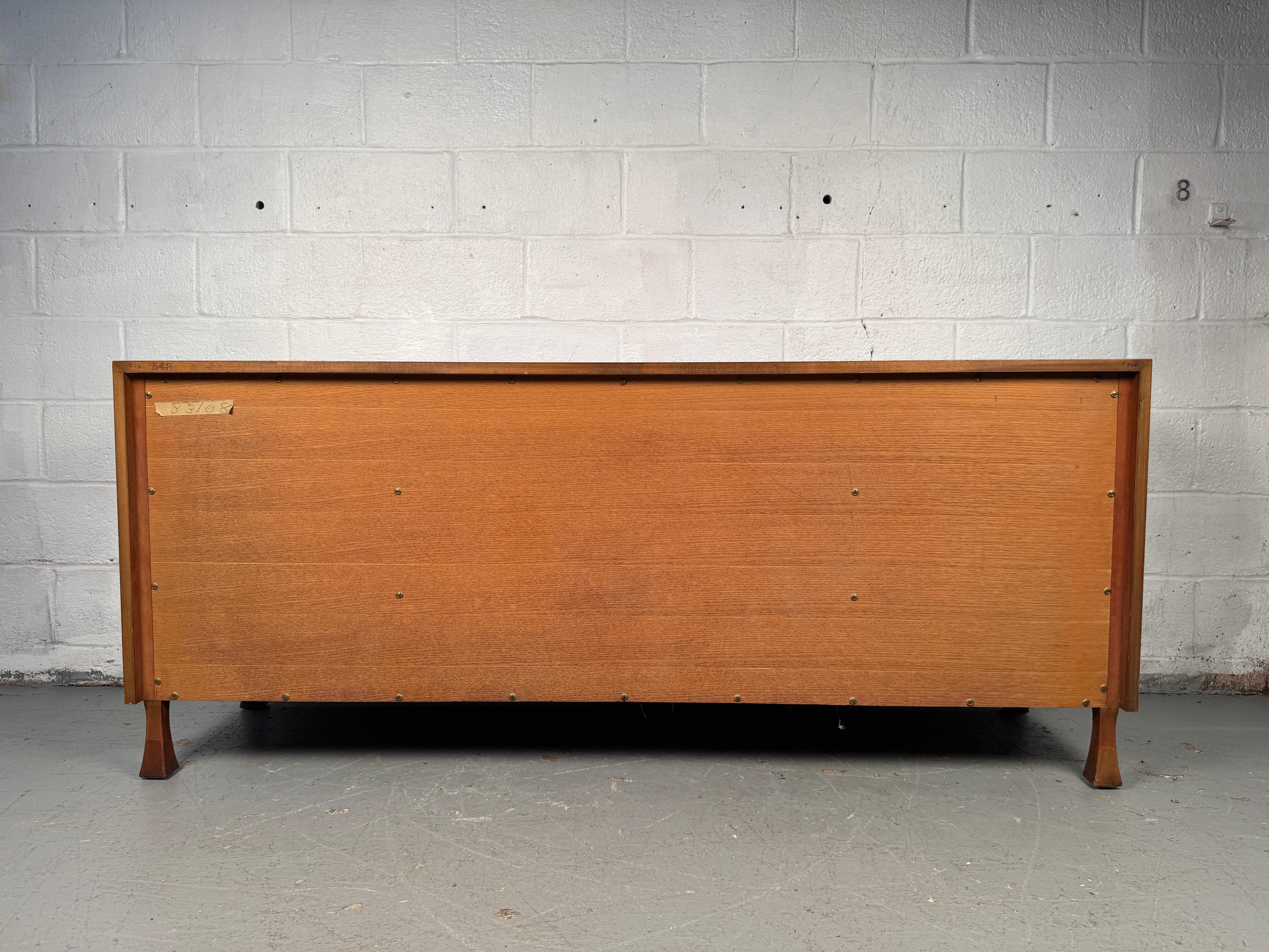 Stunning Mid-Century Dresser Mfg. by Widdicomb For Sale 13