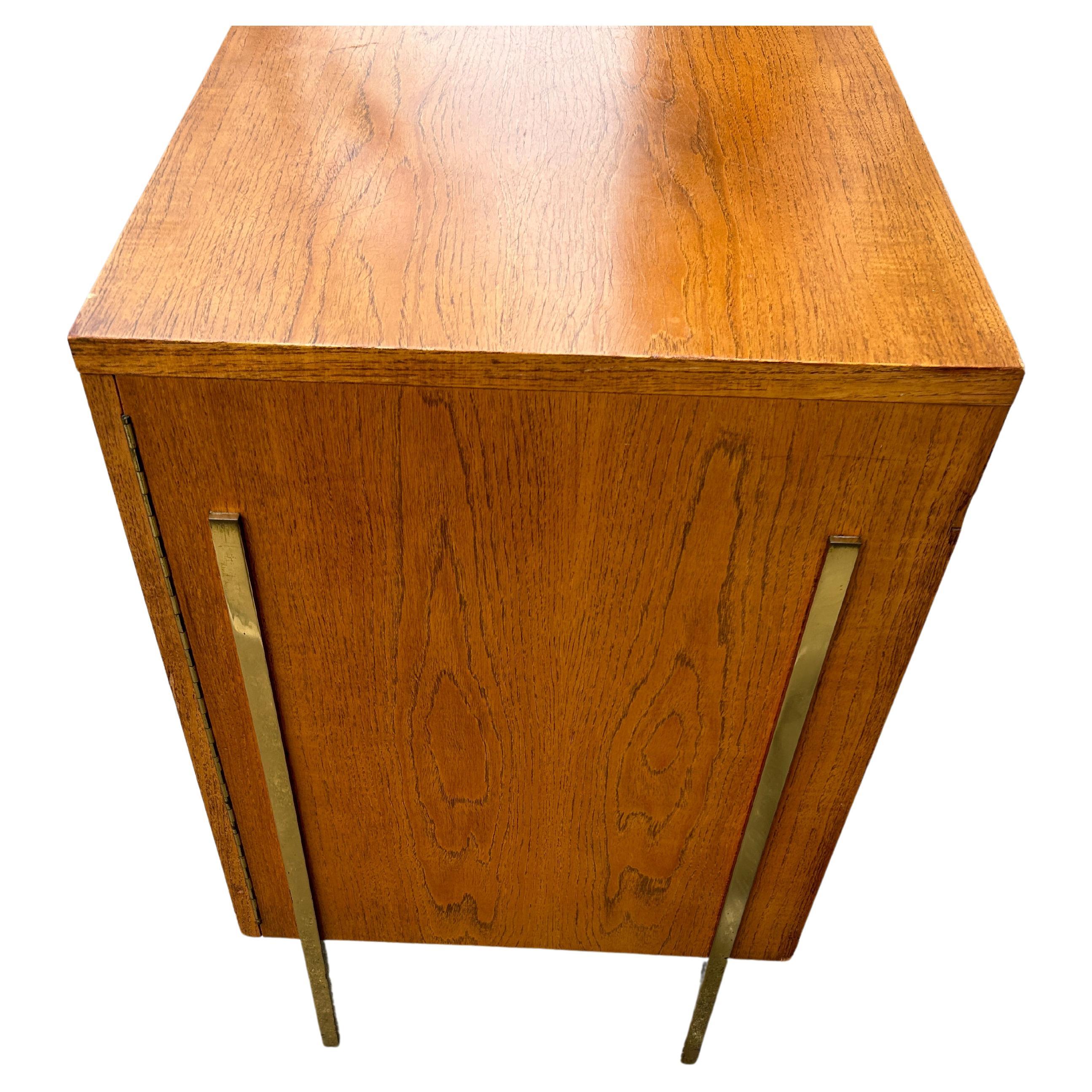 American Stunning Midcentury Harvey Probber Credenza Sideboard Audio Cabinet  For Sale