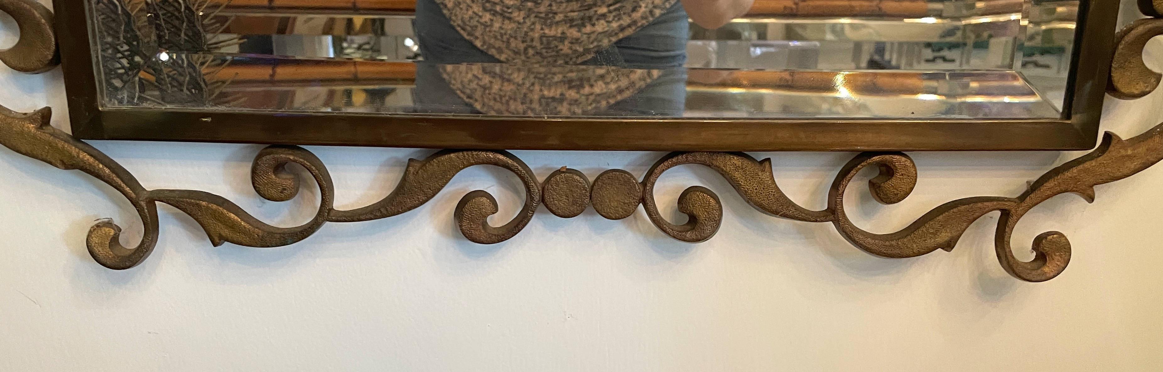 Stupefacente specchio da parete del 1940 in bronzo italiano di metà secolo in vendita 3