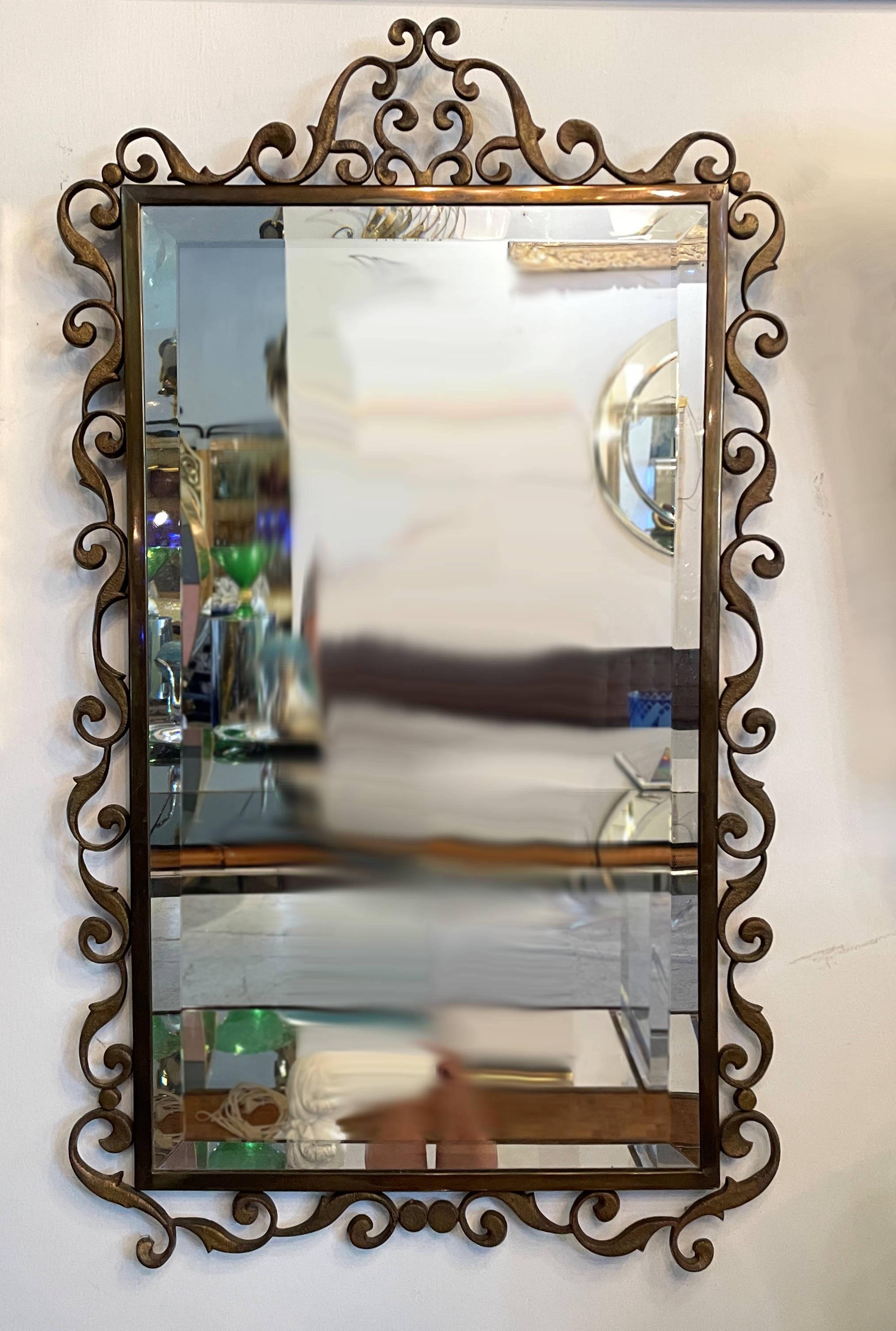 Stunning Mid-Century Italian Bronze 1940s Wall Mirror In Good Condition For Sale In Miami, FL