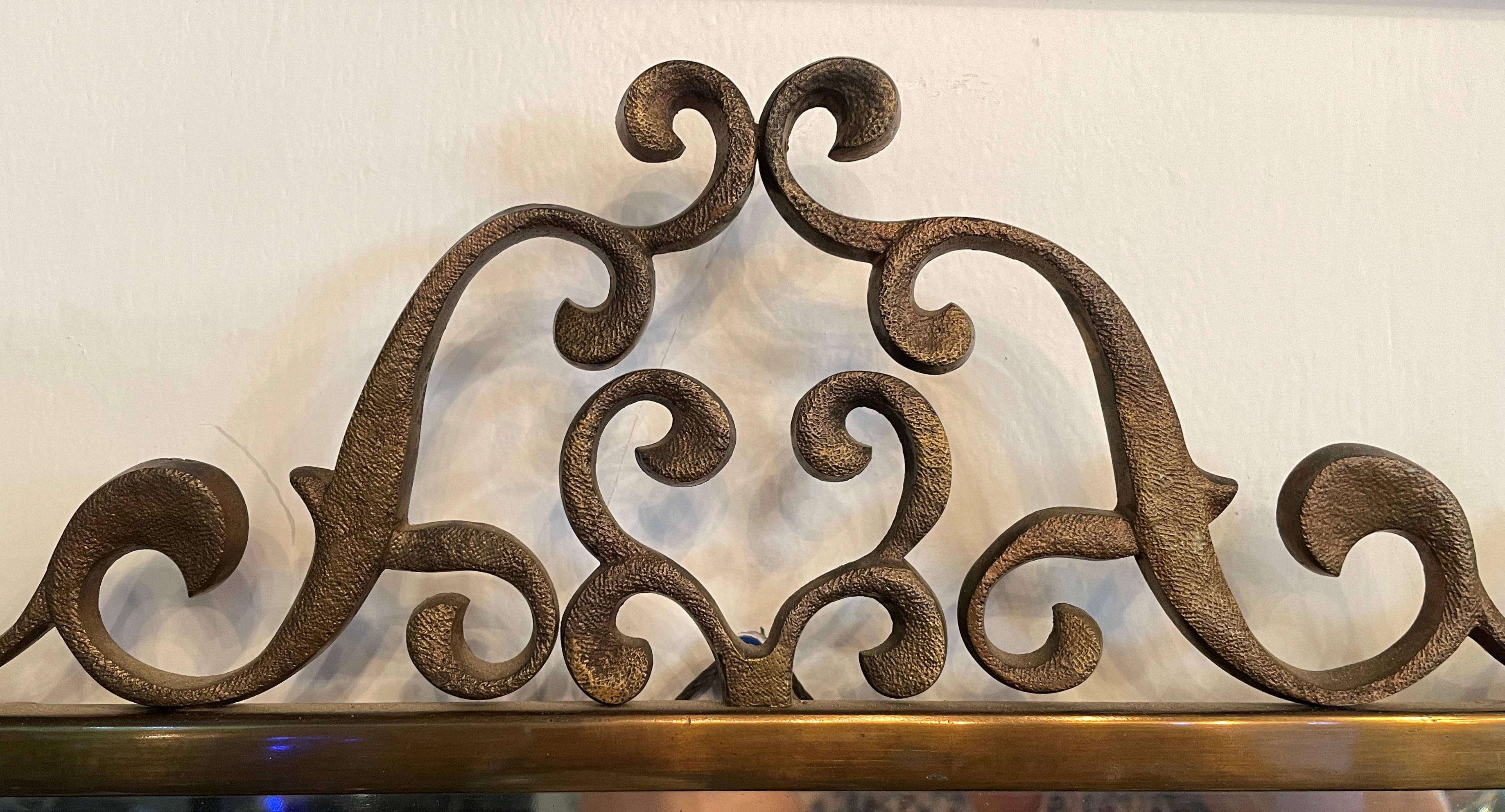 Bronzo Stupefacente specchio da parete del 1940 in bronzo italiano di metà secolo in vendita