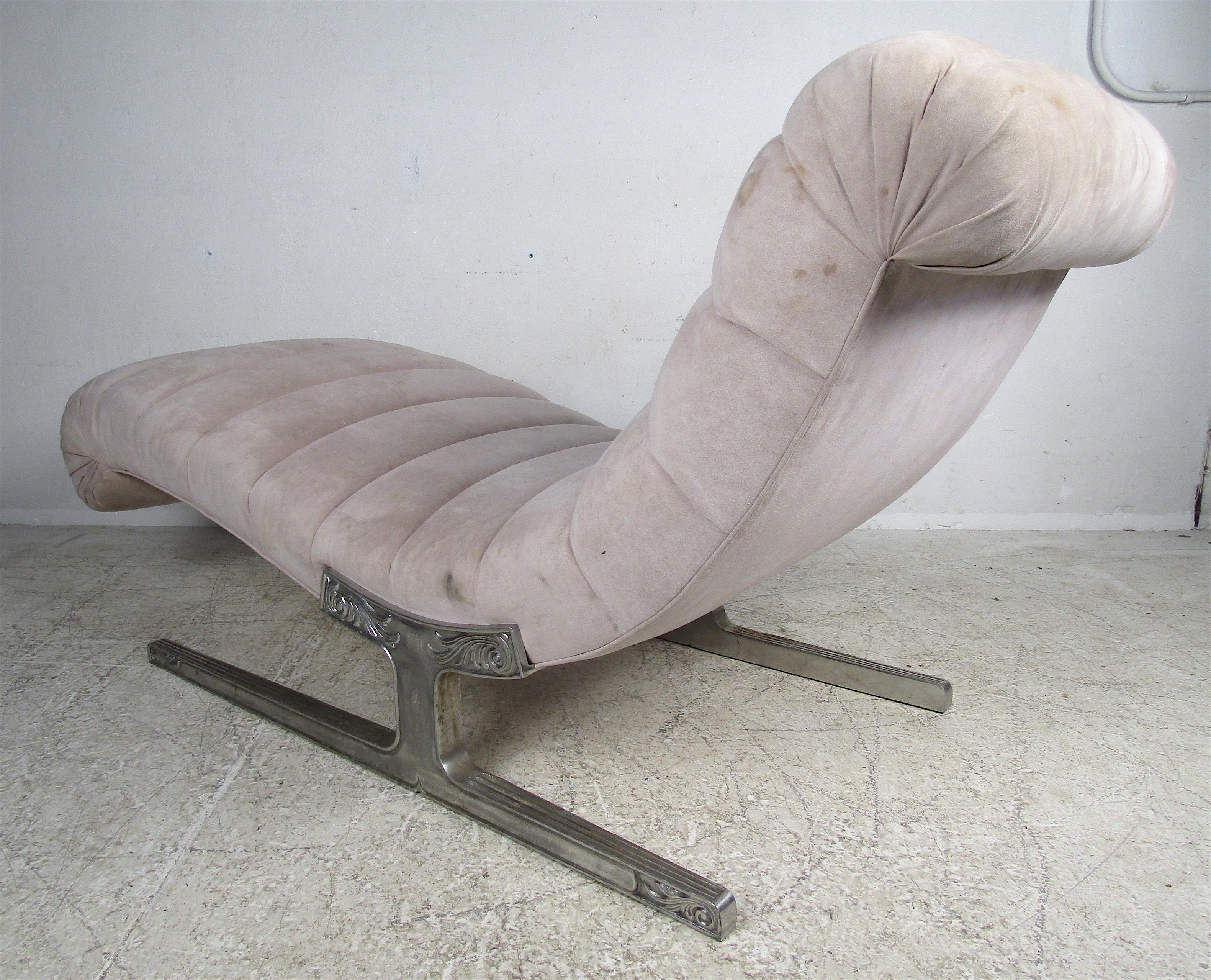 Mid-Century Modern Superbe chaise longue moderne du milieu du siècle dernier en vente