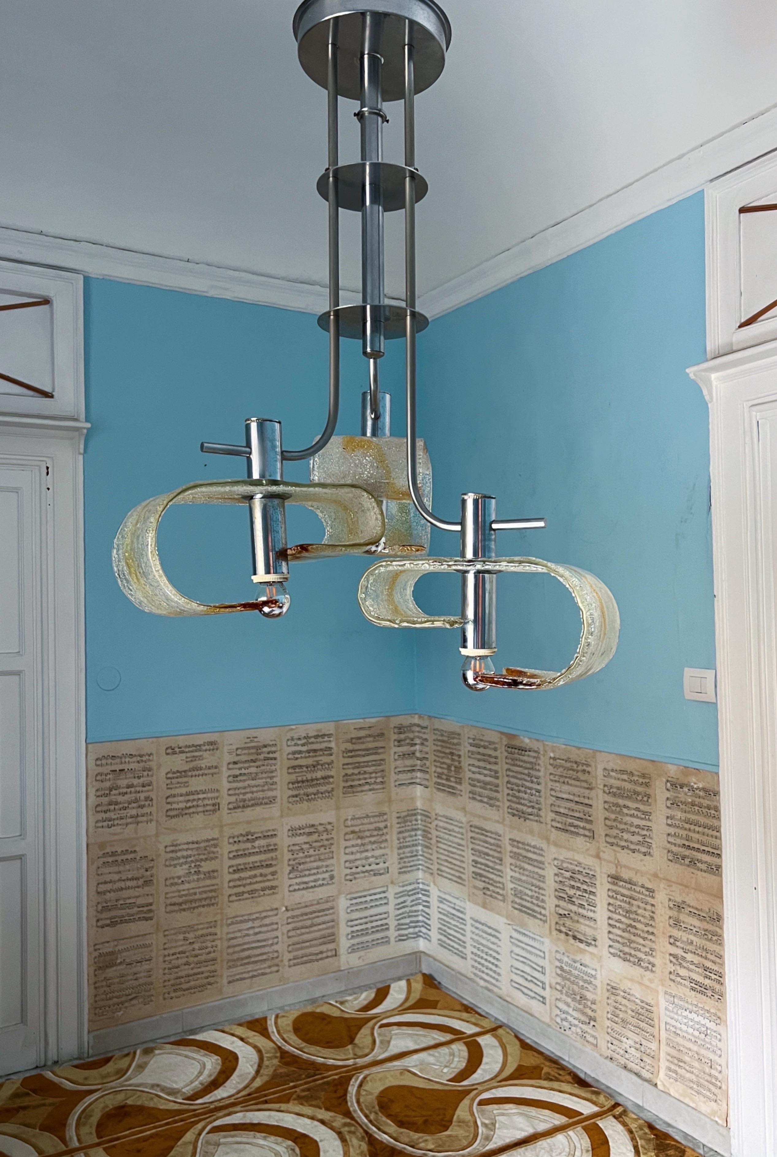 Mid-Century moderno Stupendo lampadario moderno di metà secolo di Carlo Nason per Mazzega, 1970 in vendita