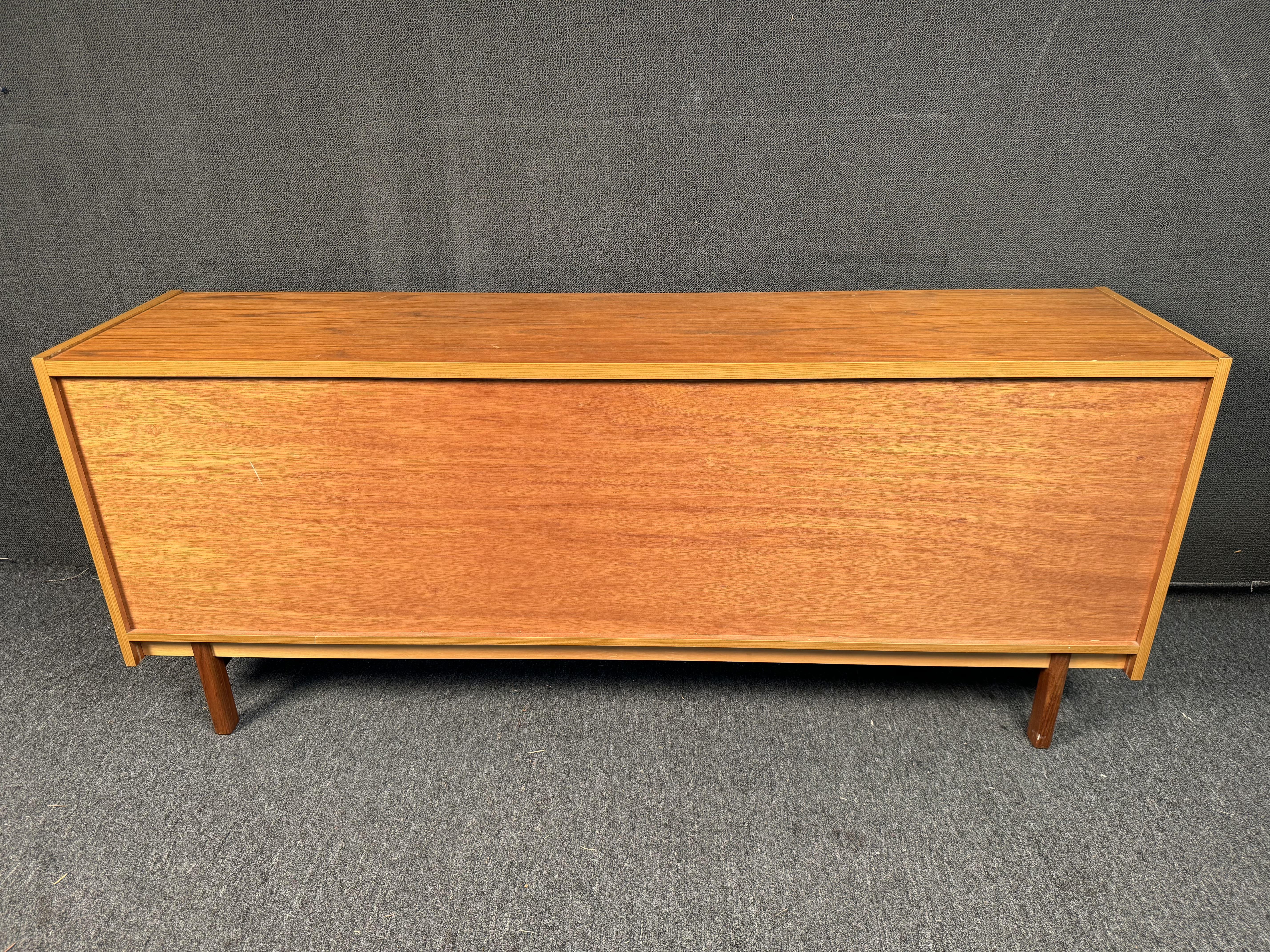 Splendida credenza moderna di metà secolo in vendita 14