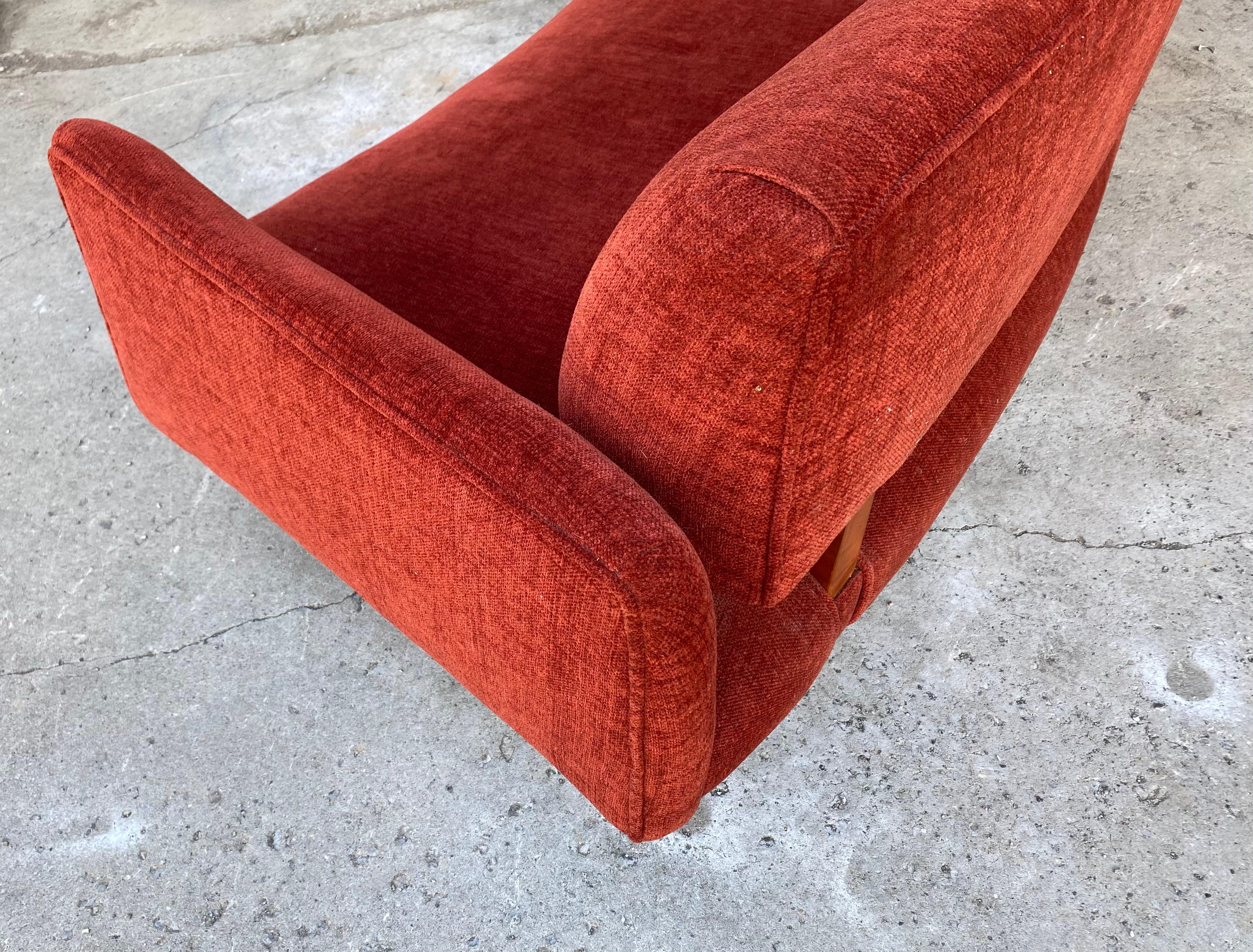 Atemberaubendes Sofa, Jens Risom zugeschrieben, Mid-Century Modern im Zustand „Gut“ im Angebot in Buffalo, NY