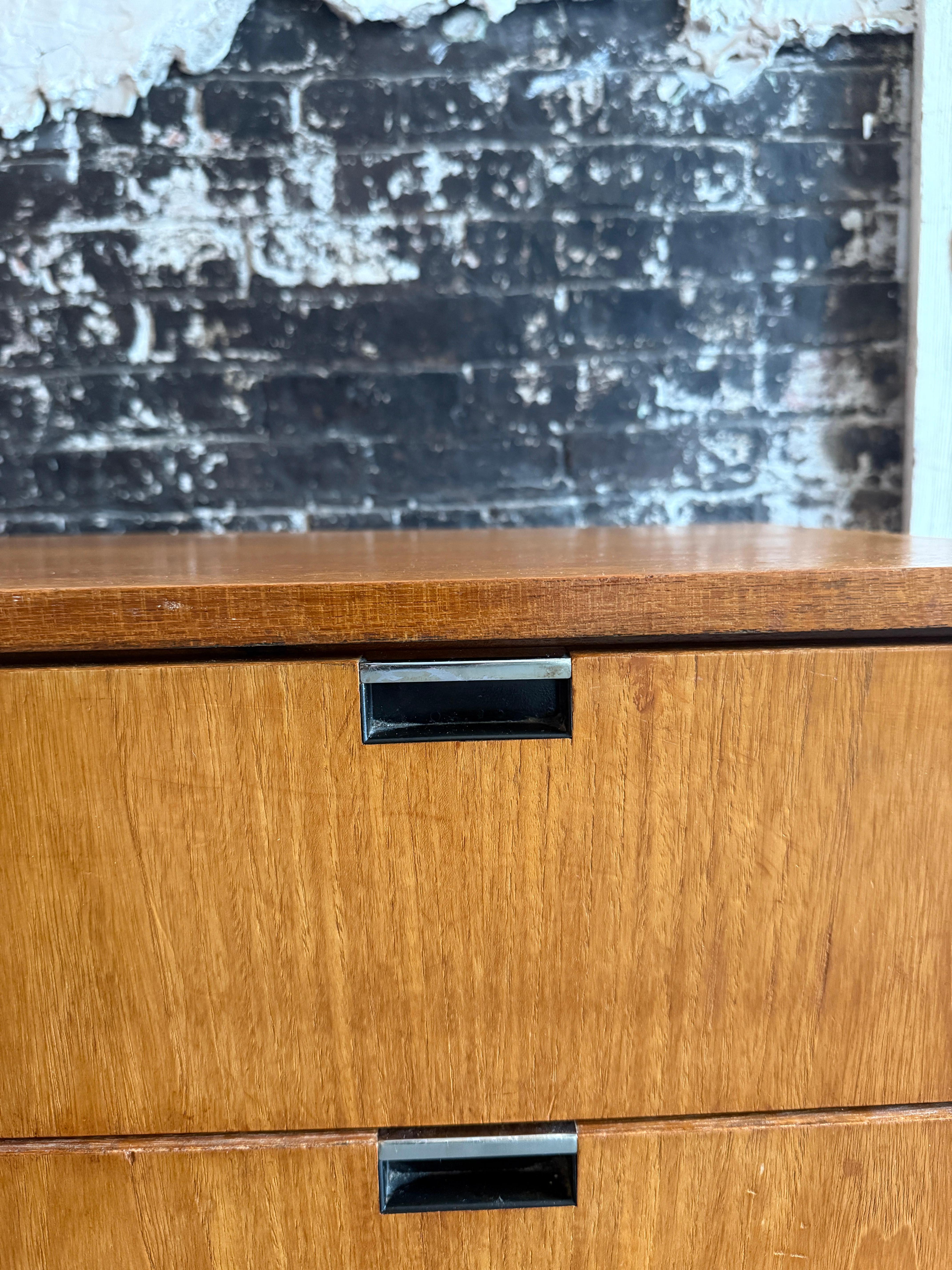 Stunning Mid century Oak Office 10 drawer Credenza by Florence knoll For Sale 5