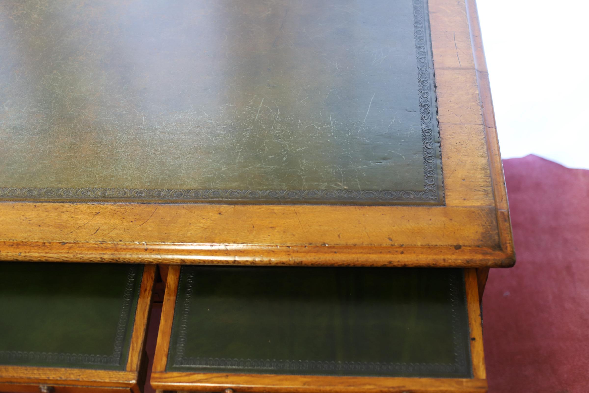 Leather Stunning Mid-Victorian Oak Twin Pedestal Partners Desk For Sale