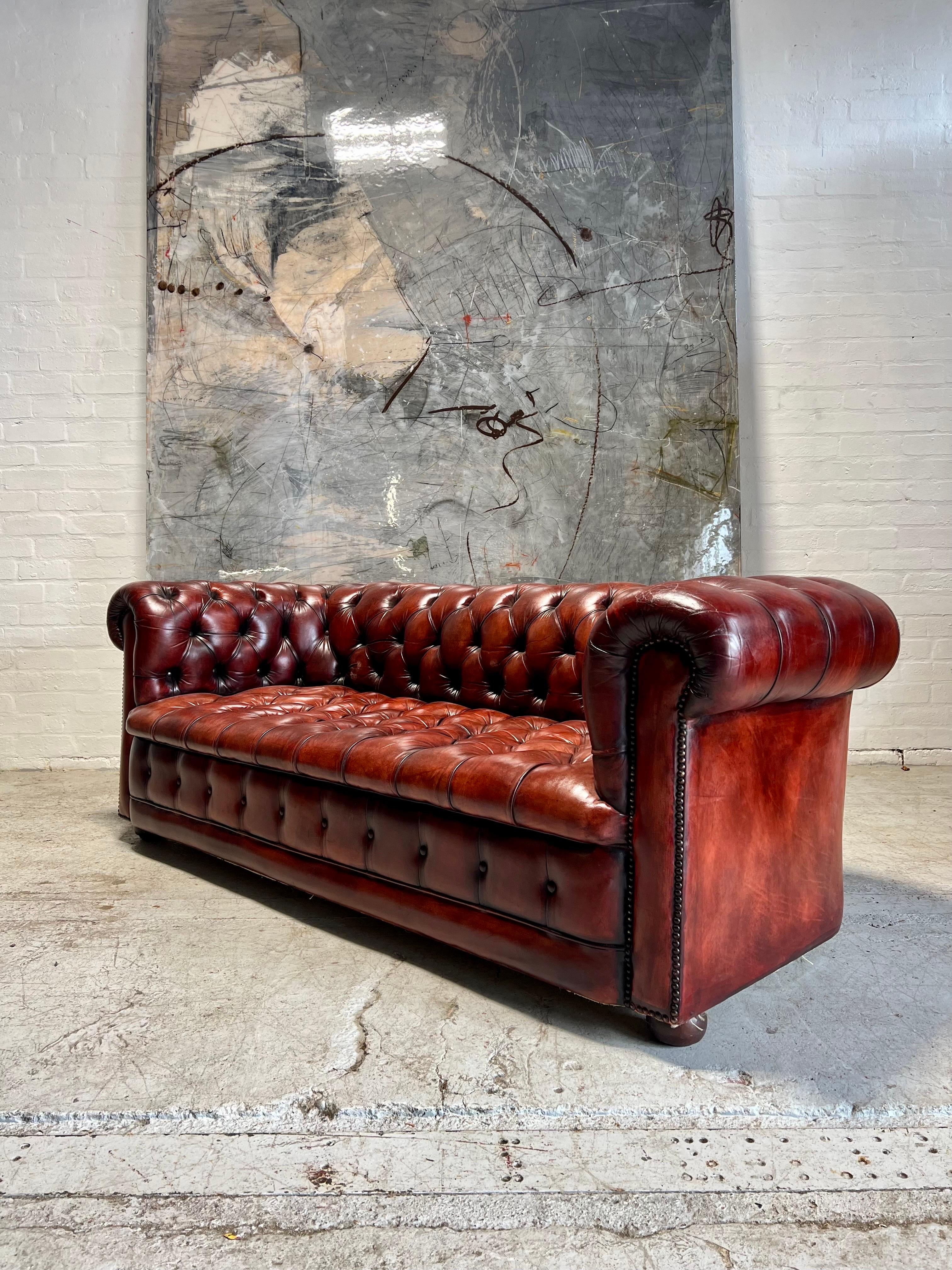 Stunning MidC Chesterfield Sofa in Hand Dyed Leathers For Sale 6