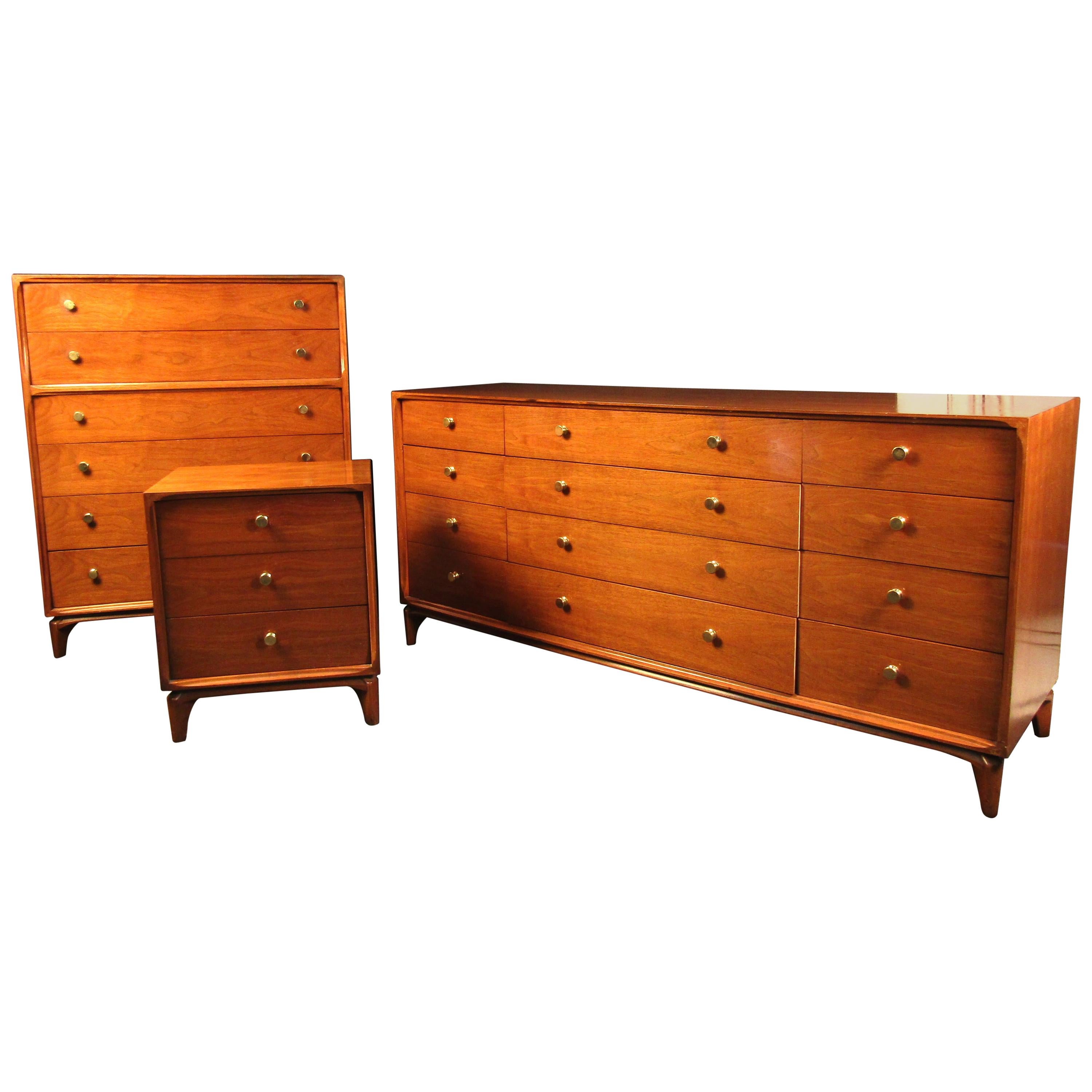 Stunning Mid-century Bedroom Set by "Exclusively Yours" For Sale