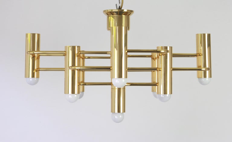 Late 20th Century Stunning Midcentury Chandelier Designed by Sciolari, 1970s For Sale