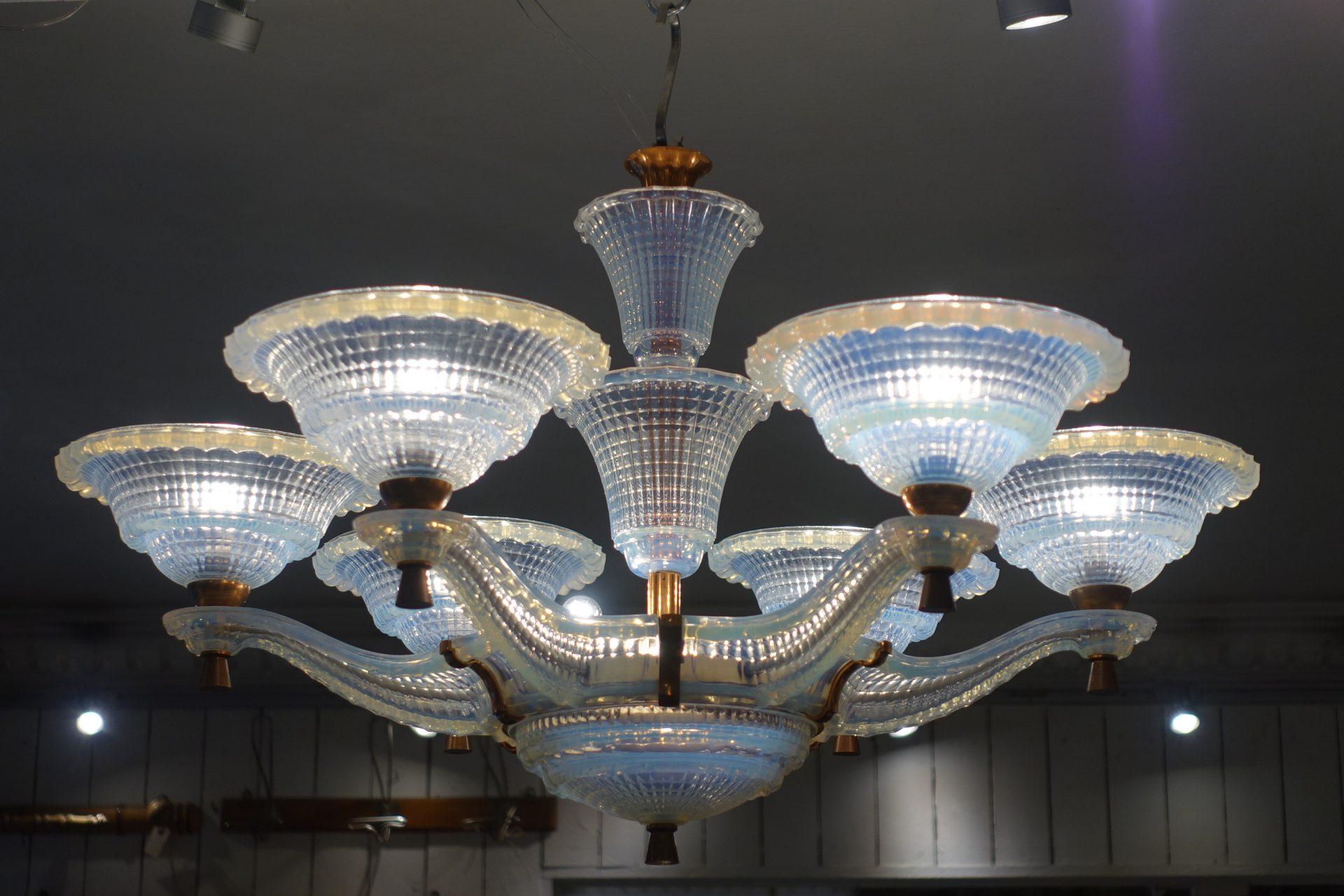 Stunning Midcentury French Opaque Glass Chandelier, Ezam In Good Condition In Copenhagen K, DK