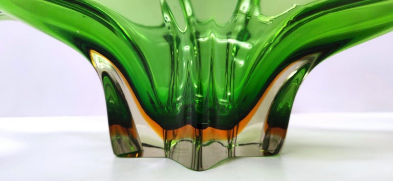 Stunning Vintage Green Murano Glass Bowl or Centerpiece, Italy For Sale 10