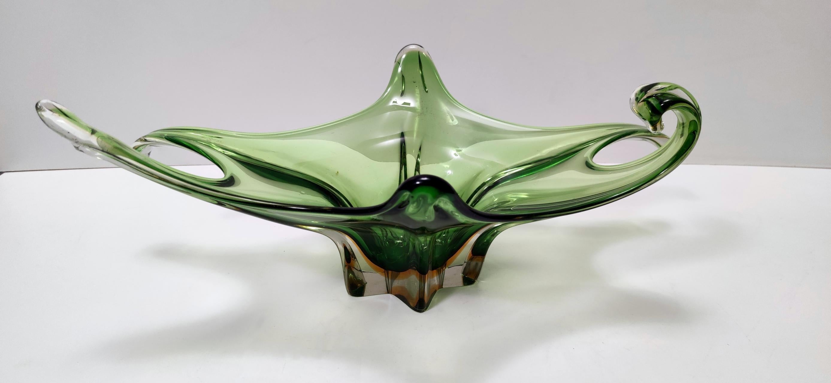 Mid-20th Century Stunning Vintage Green Murano Glass Bowl or Centerpiece, Italy