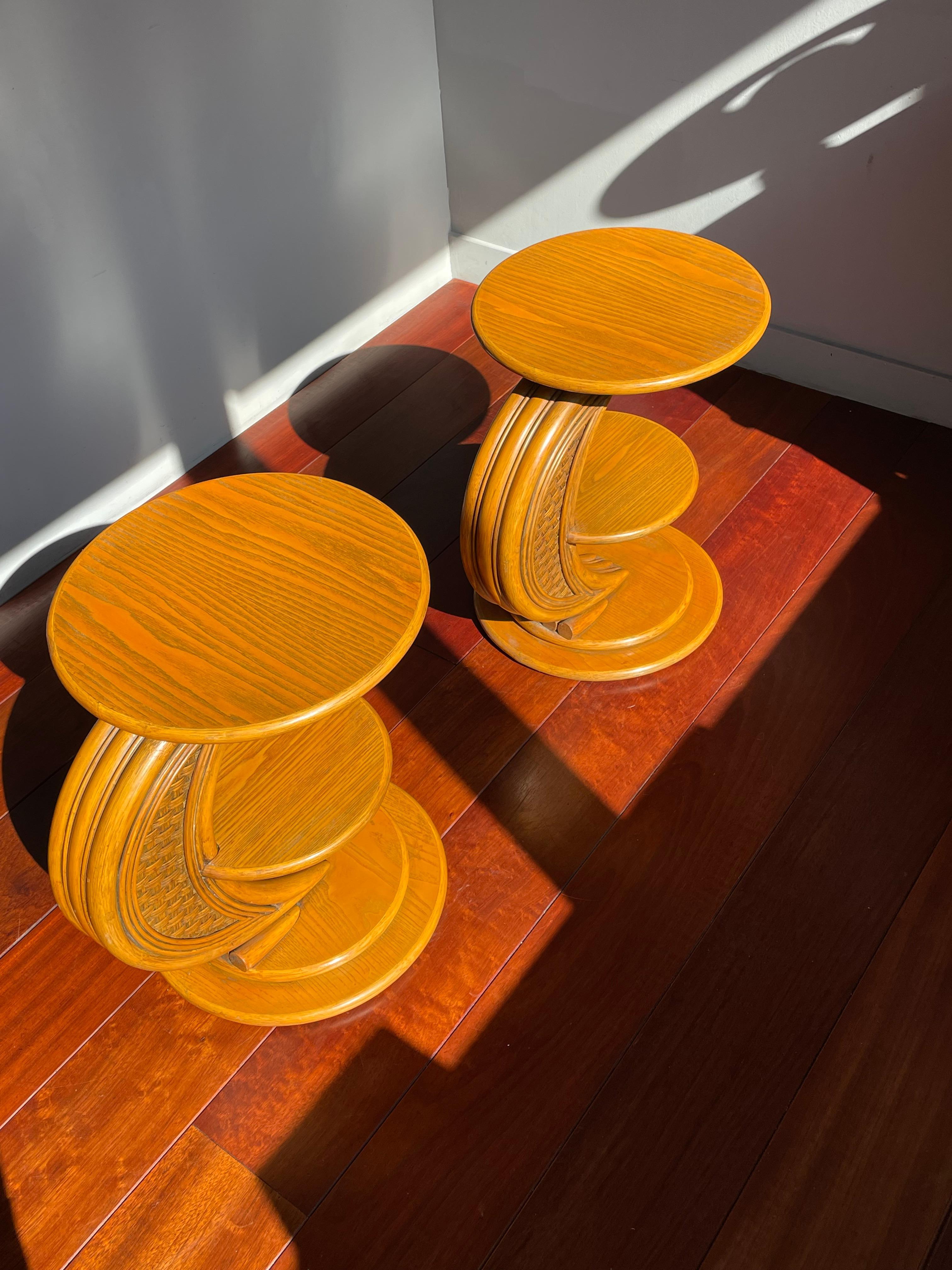 Stunning Midcentury Modern Design Pair of Near Mint Rattan End or Bedside Tables For Sale 2