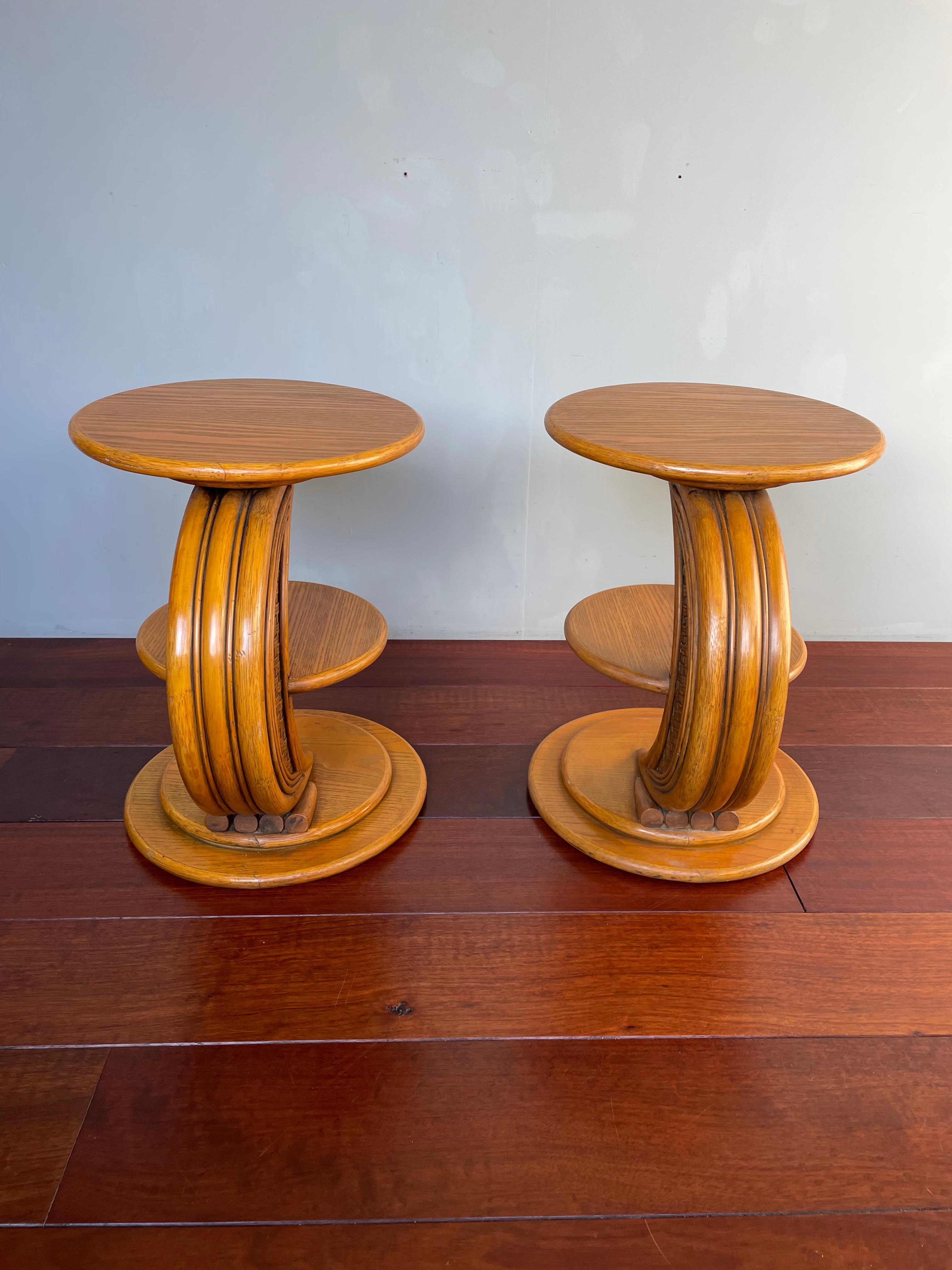 Stunning Midcentury Modern Design Pair of Near Mint Rattan End or Bedside Tables For Sale 4