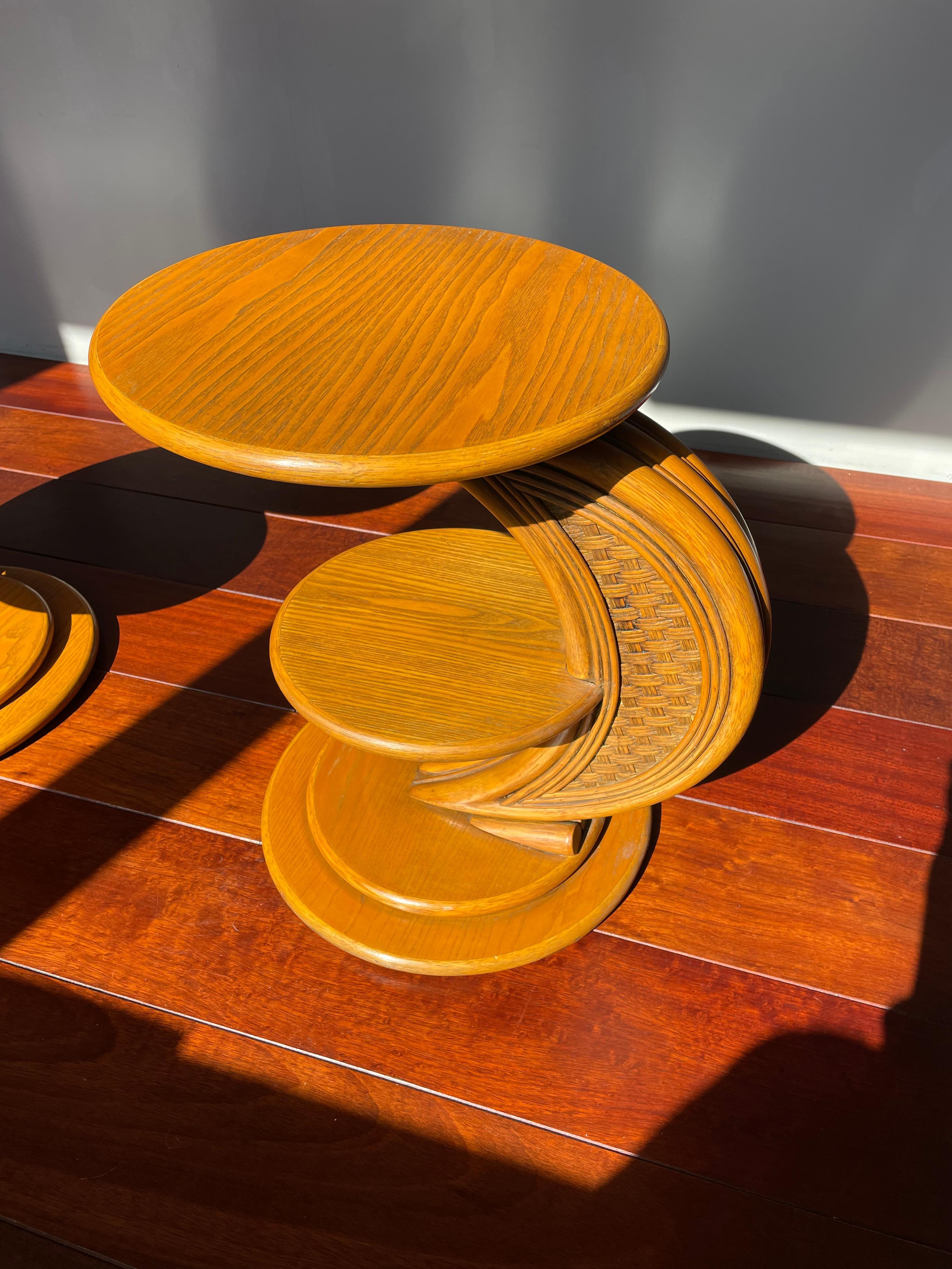 Superbe paire de tables de chevet ou d'appoint en rotin au design Modernity proche de la couleur de la menthe en vente 11